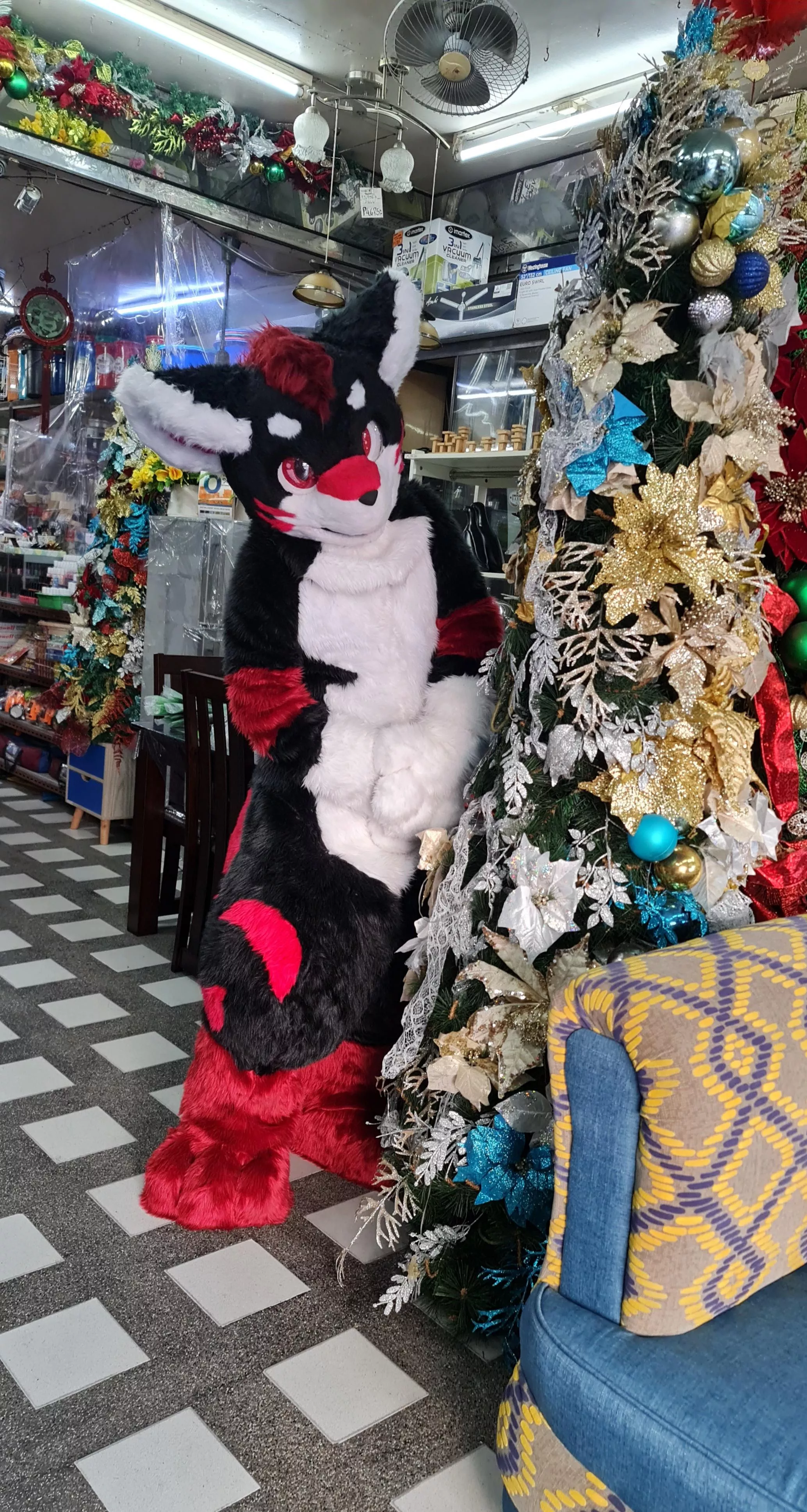 Christmas is Coming, Happy Fursuit Friday