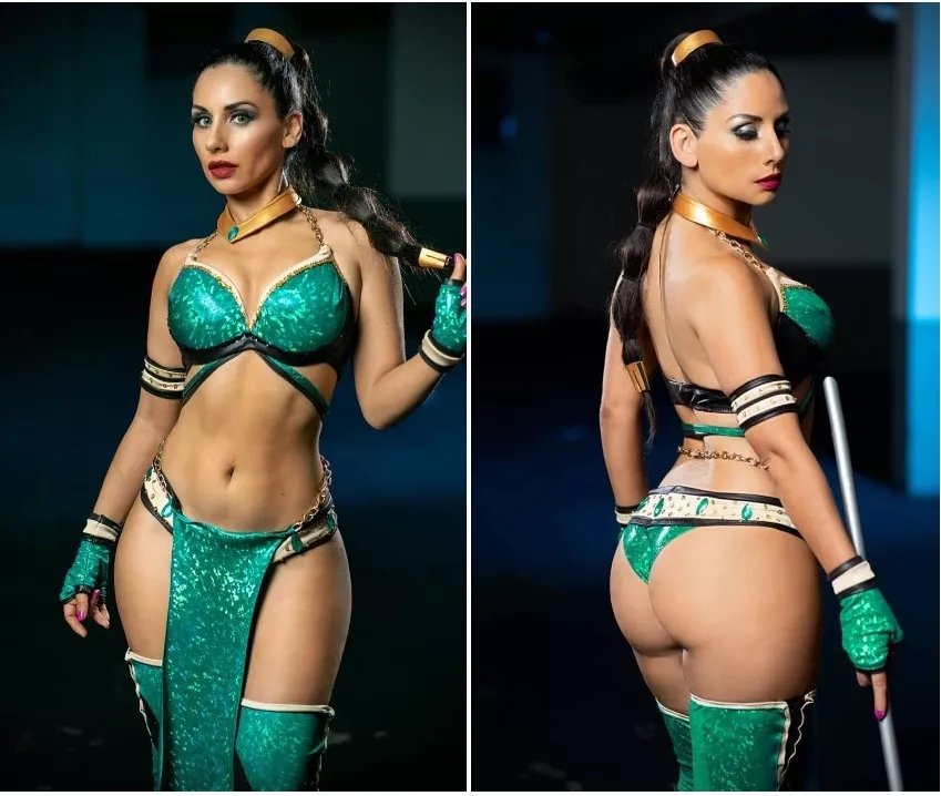 Clau Bailarinita as Jade