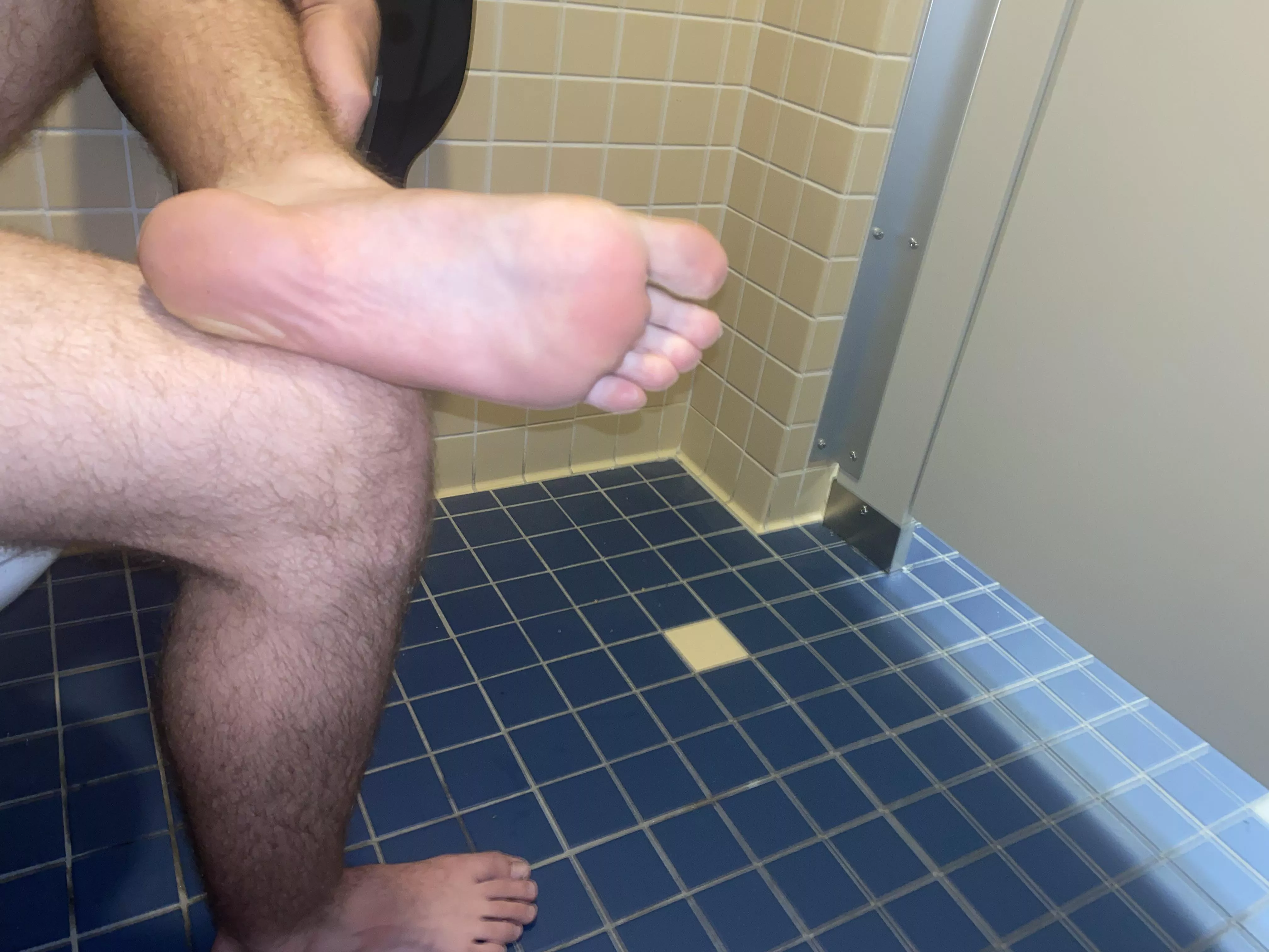 College feet