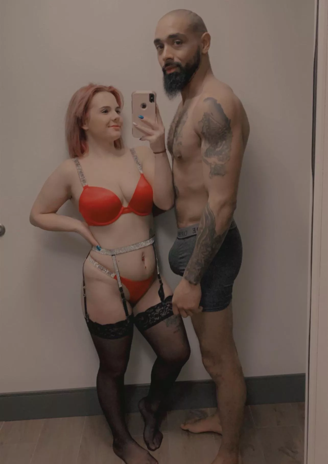 Come sub & watch us together or solo. 🤭 watch me get fucked, sick dick, you play, cum shots & so much more 🍒🍑🍆👅💦