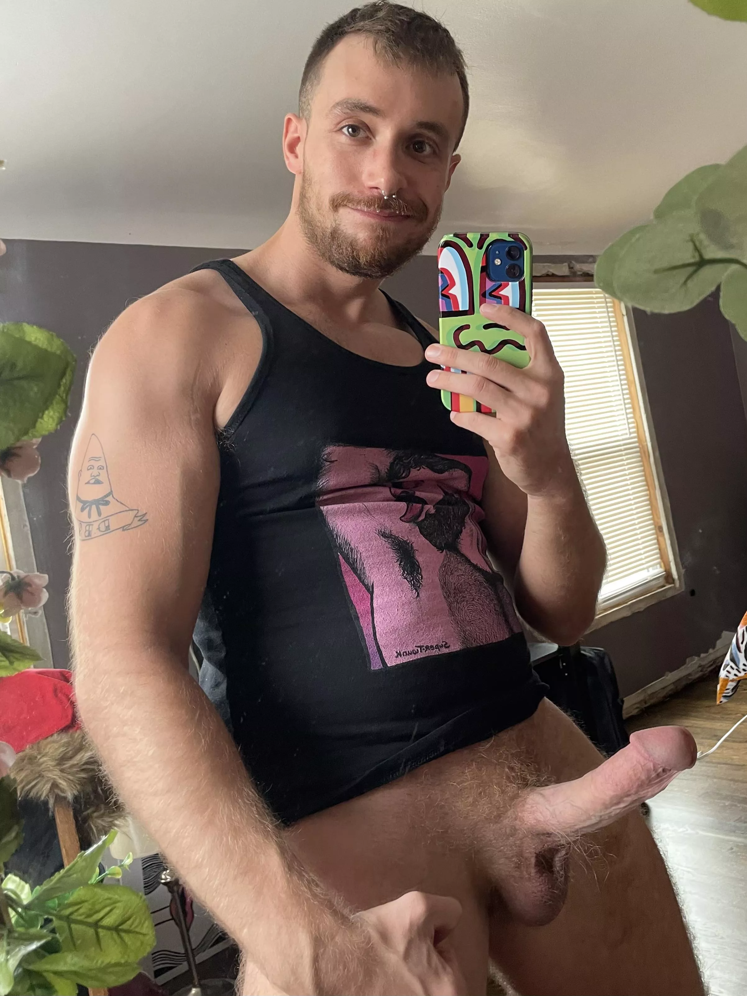 Comment if youâ€™d be daddyâ€™s bottom ðŸ˜œ