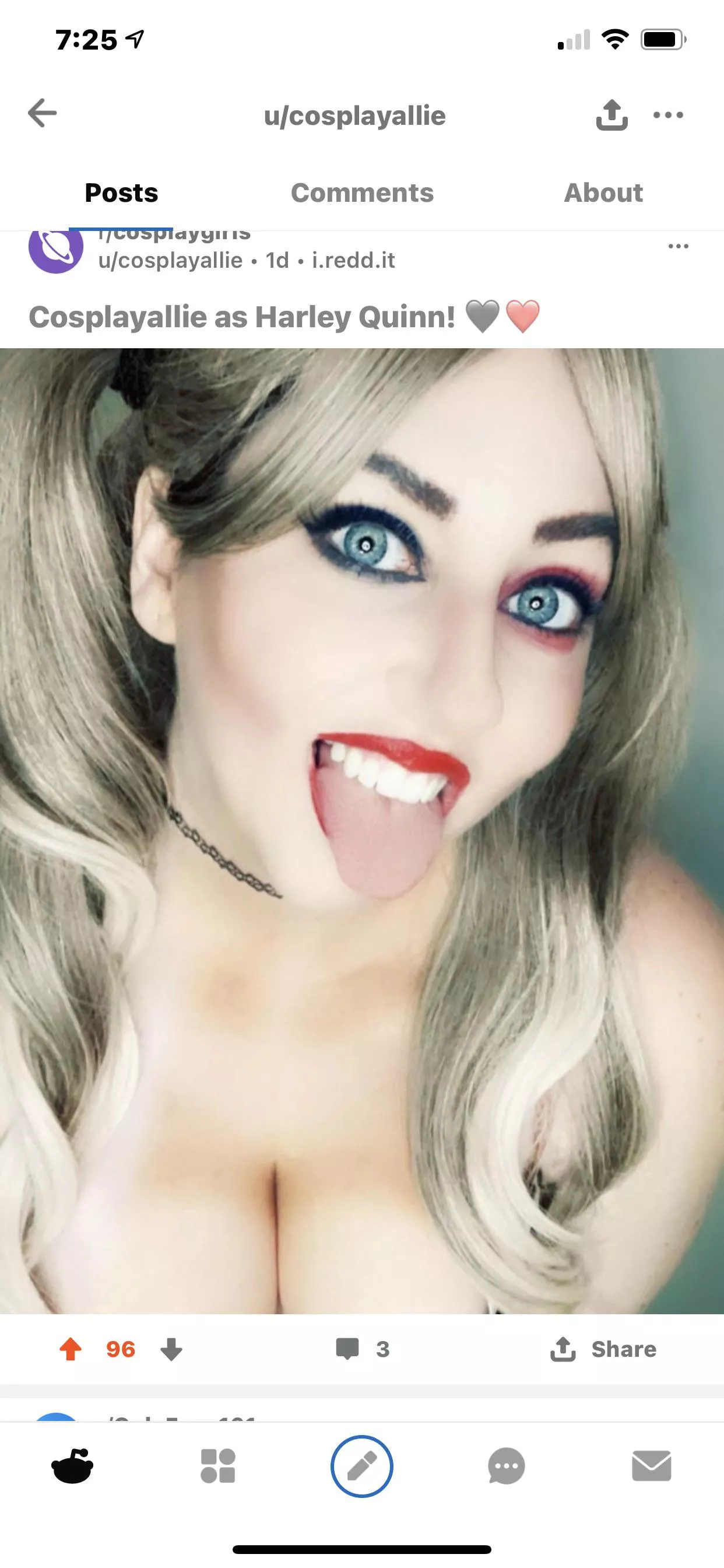 Cosplayallie as Harley Quinn!