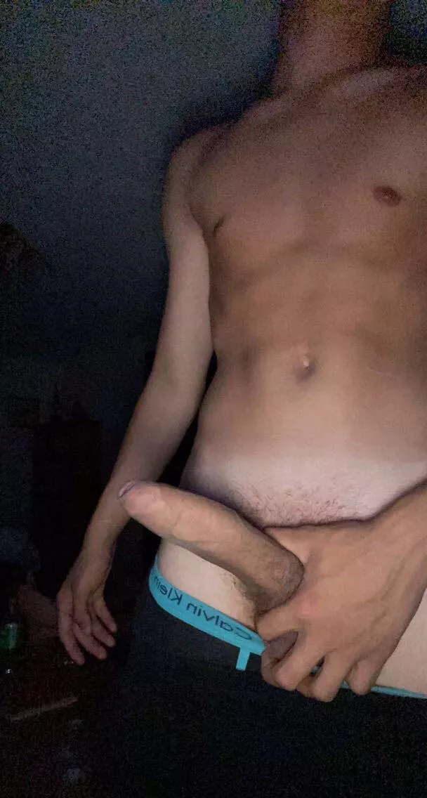 Could you suck my uncut cock👅