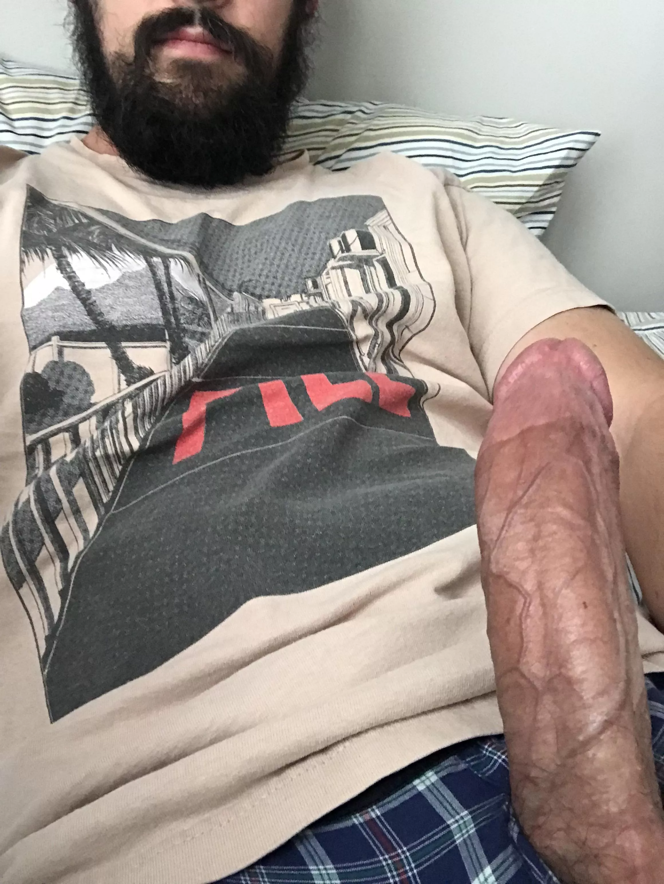 Cum on my beard then cum on my cock