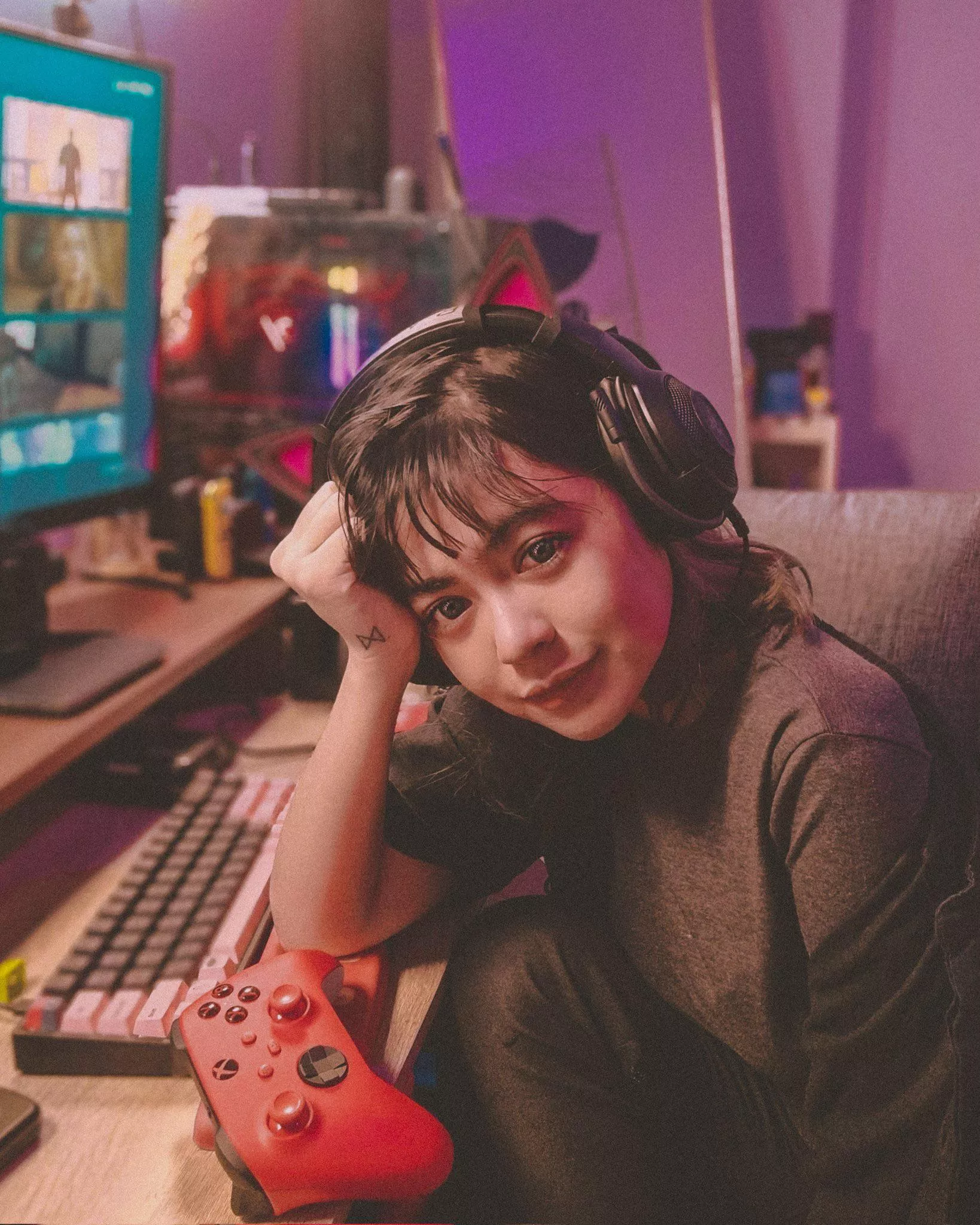 Cute Indonesian gamer girl Lio