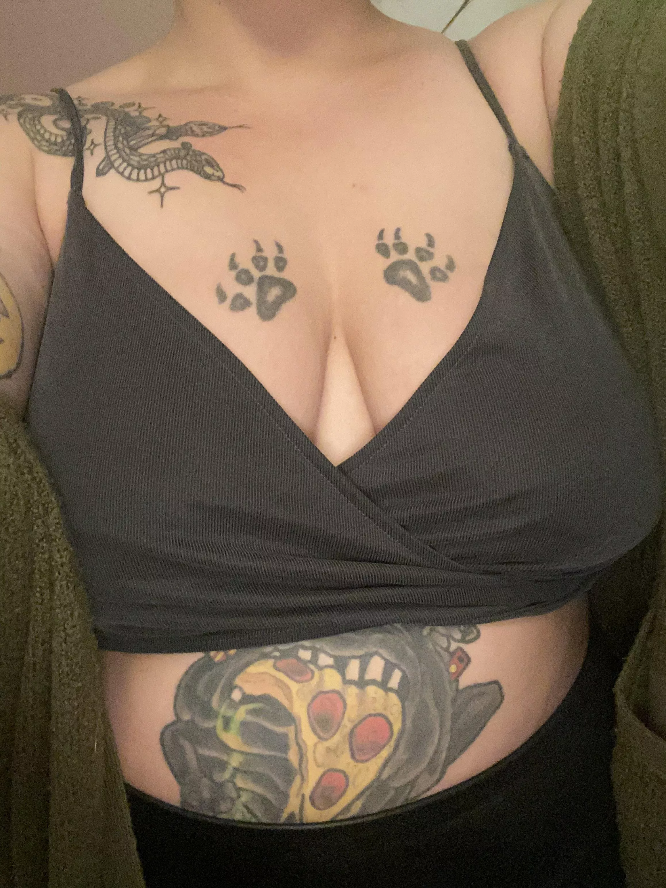 Cute outfit from last night. I know some guys were hoping to see me fall out of this top