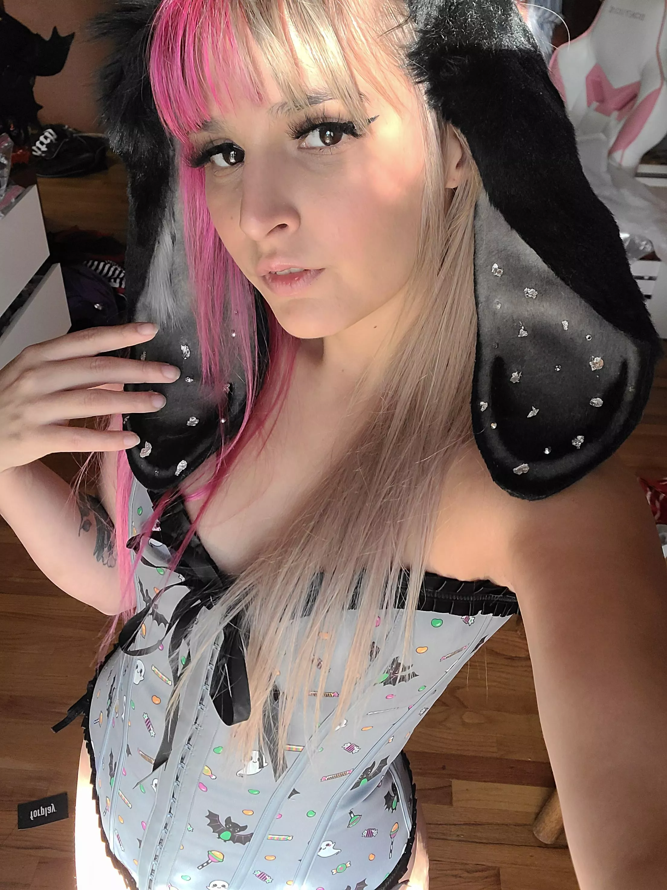 Cute & Shy Gamer Girl ðŸ‘» B/gðŸ–¤ G/G ðŸ–¤ SoloðŸ–¤ 1on1sðŸ–¤ CustomsðŸ–¤ GFEðŸ–¤Fetish friendly ðŸ–¤ FREE LINK IN IN COMMENTS