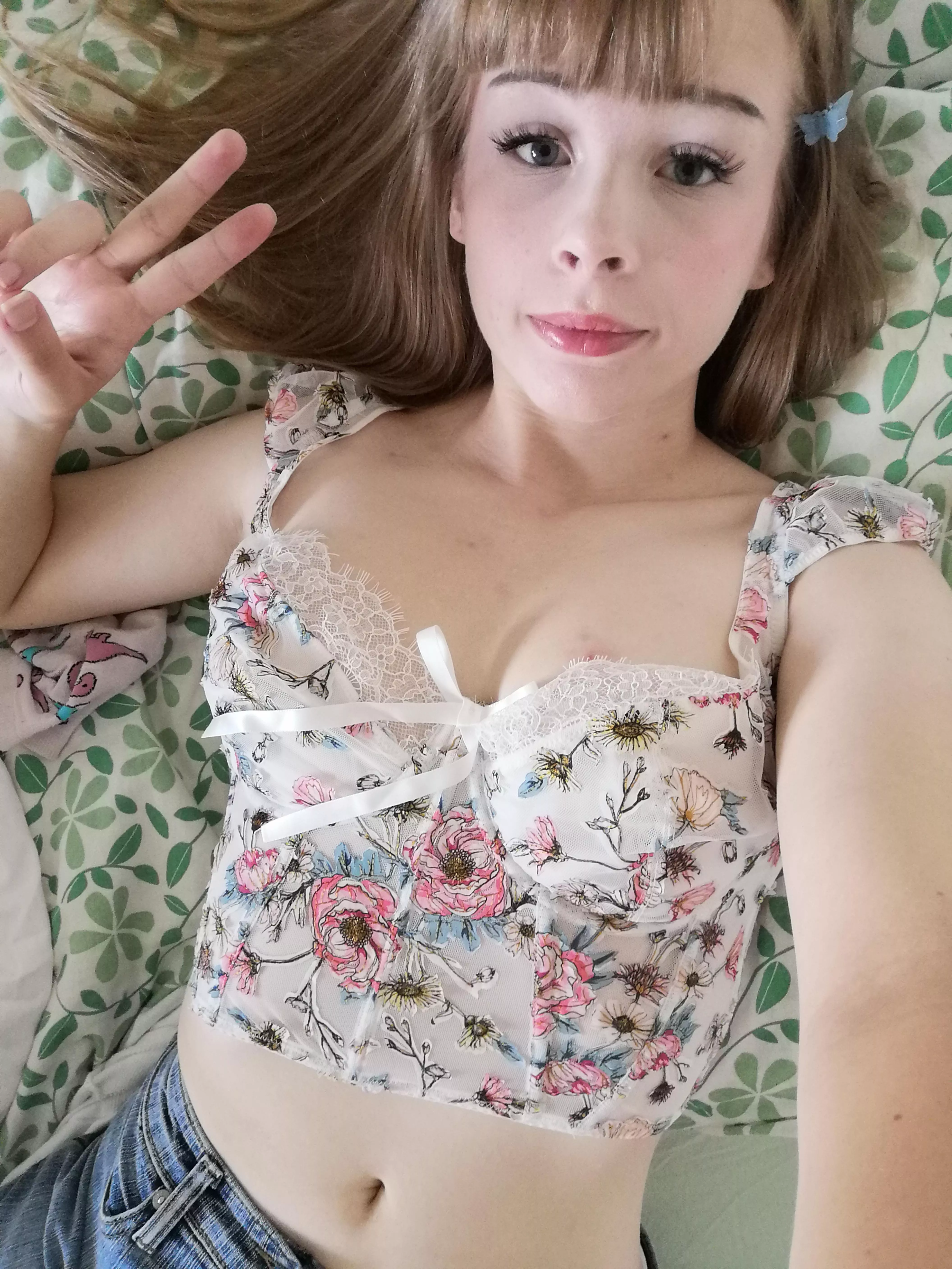 cute Victoria's Secret top 💐 (and dinosaur sock in the background lol) [F]