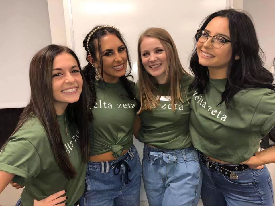 Delta zeta