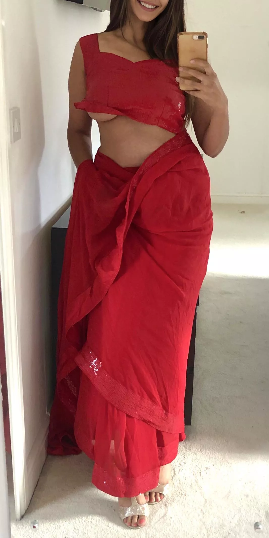 Do I look good in a sari? 😘 British Punjabi Indian [f]