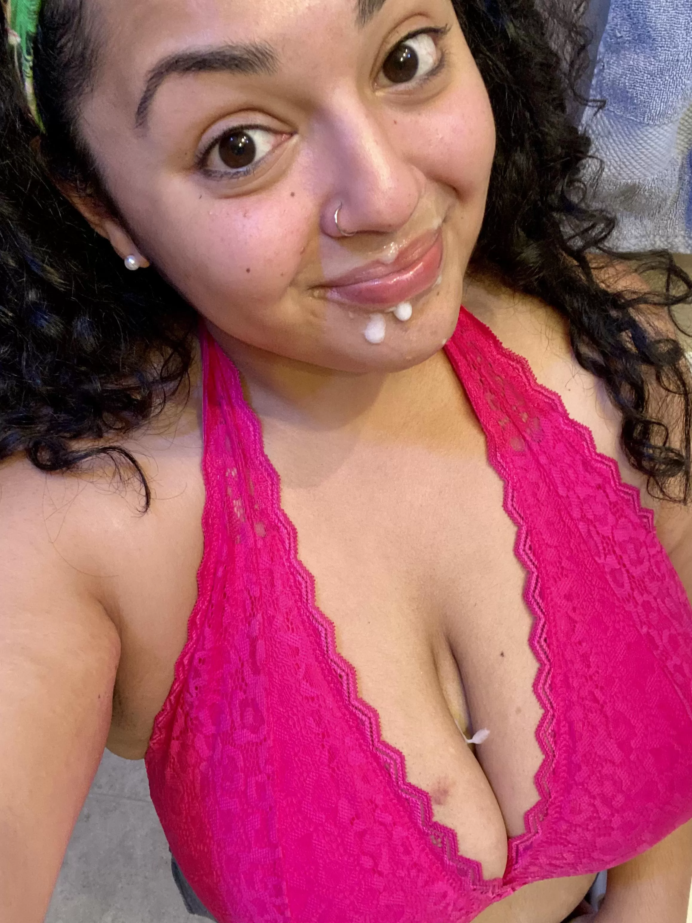 Do I look pretty with cum on my face?