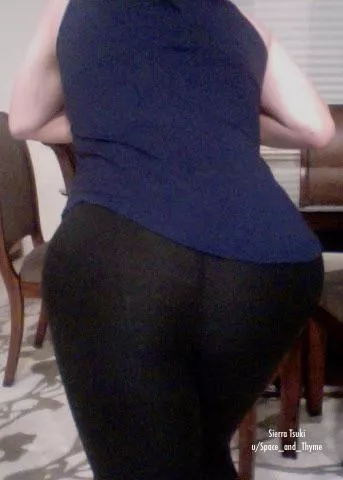 Do these leggings make my ass look good?