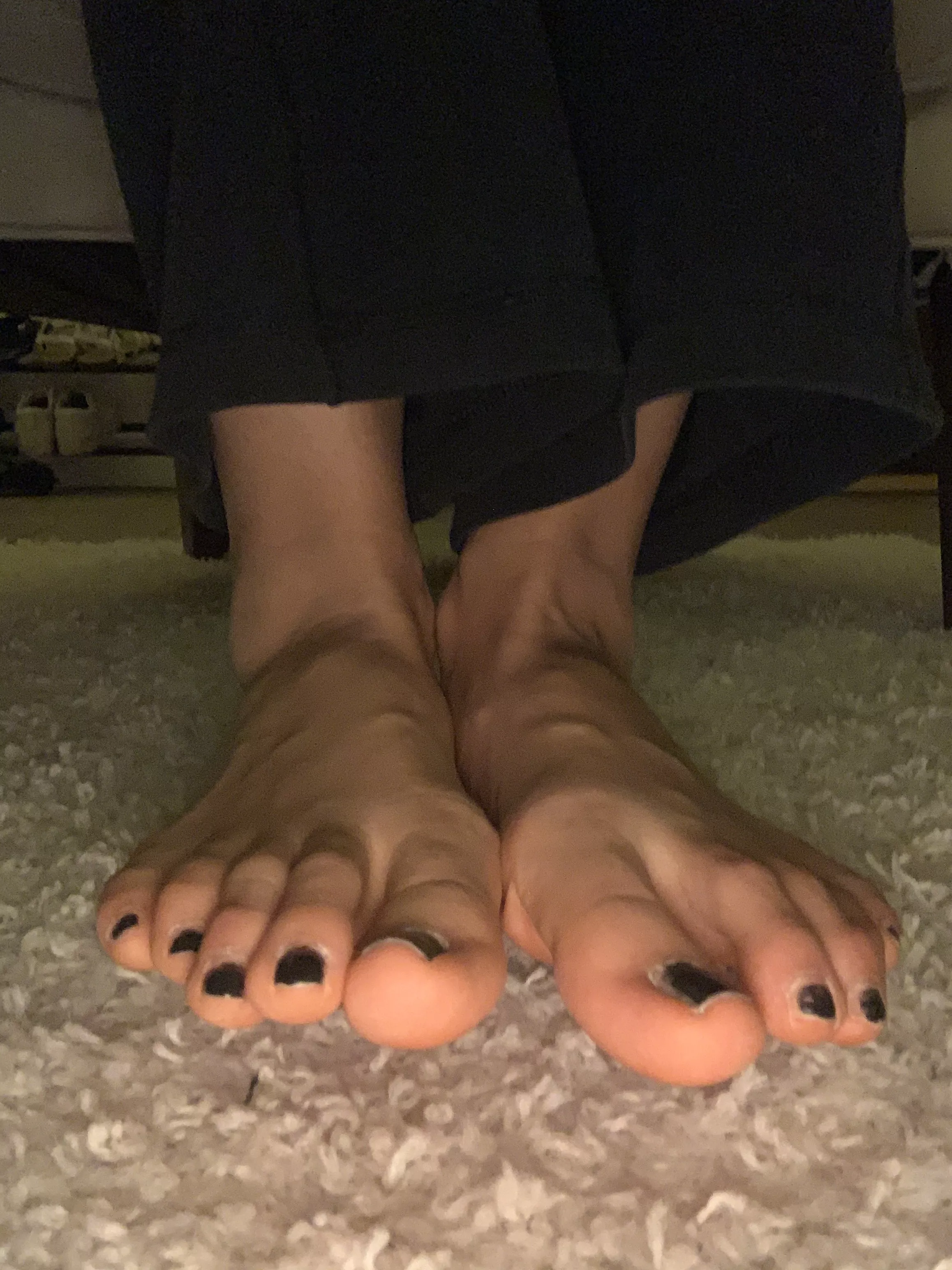 do u like? ❤️[toes] [japanesefeet] [asianfeet] [tannedfeet] [feetfetish] [footfestish] [toes] [feet]