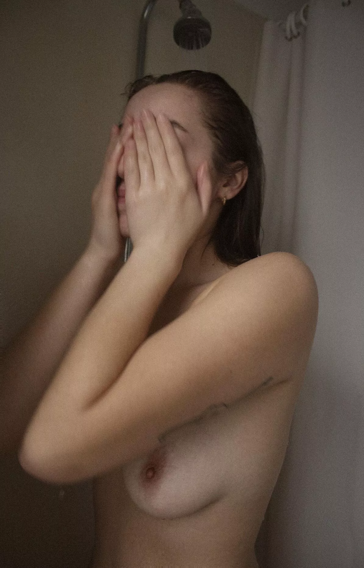 do you like artistic shower self portrait pics? :)