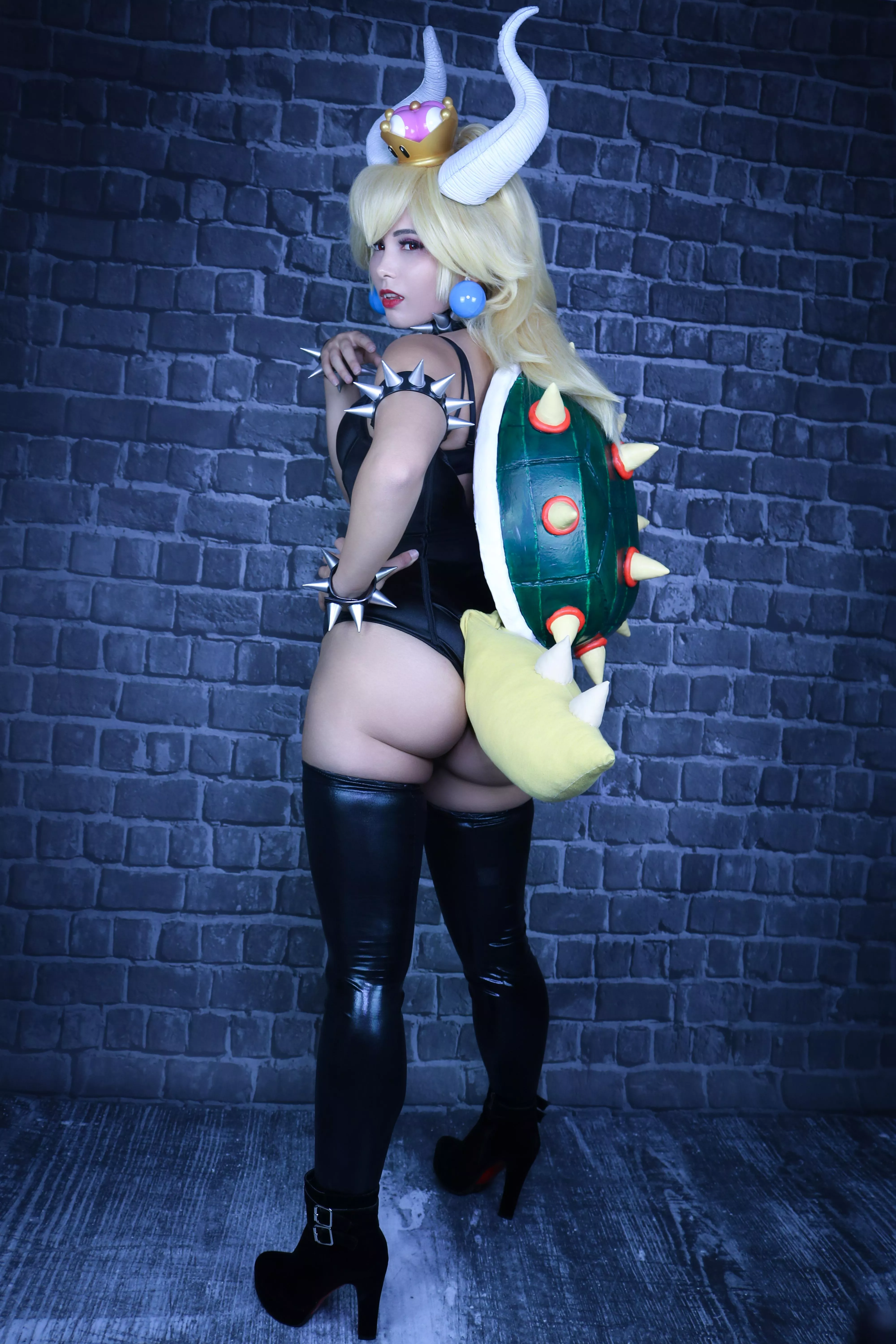 Do you like Bowsette's booty? (By Gunaretta)