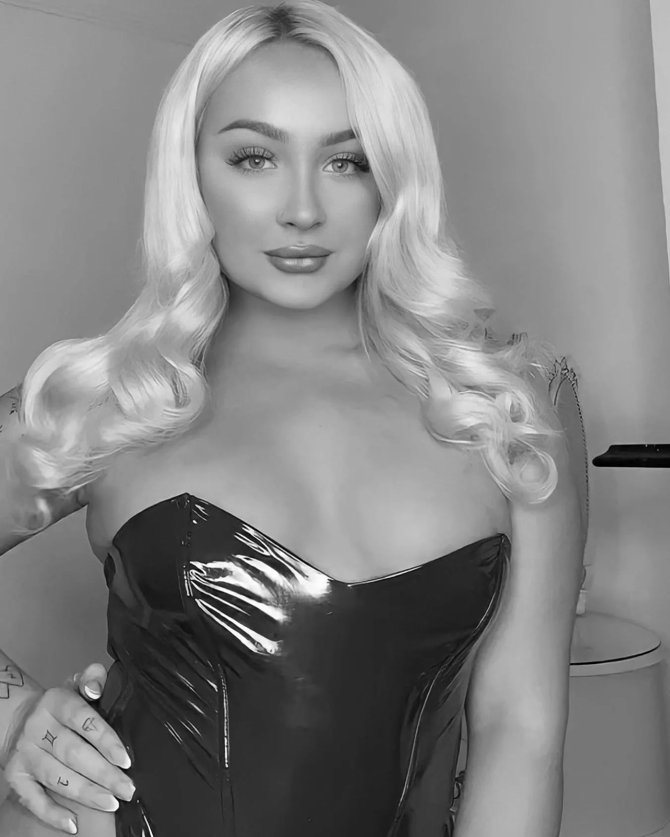 Do you like latex? Would you let me punish you