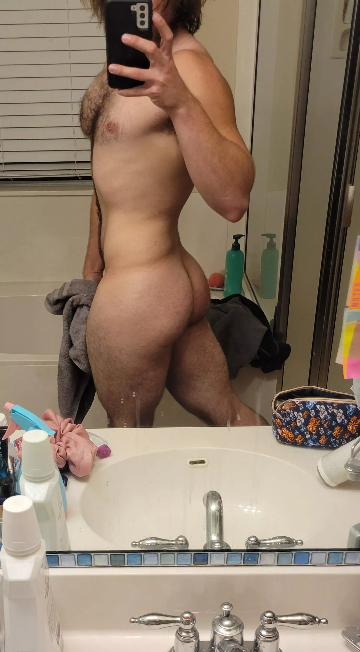 Do you like my butt daddy?