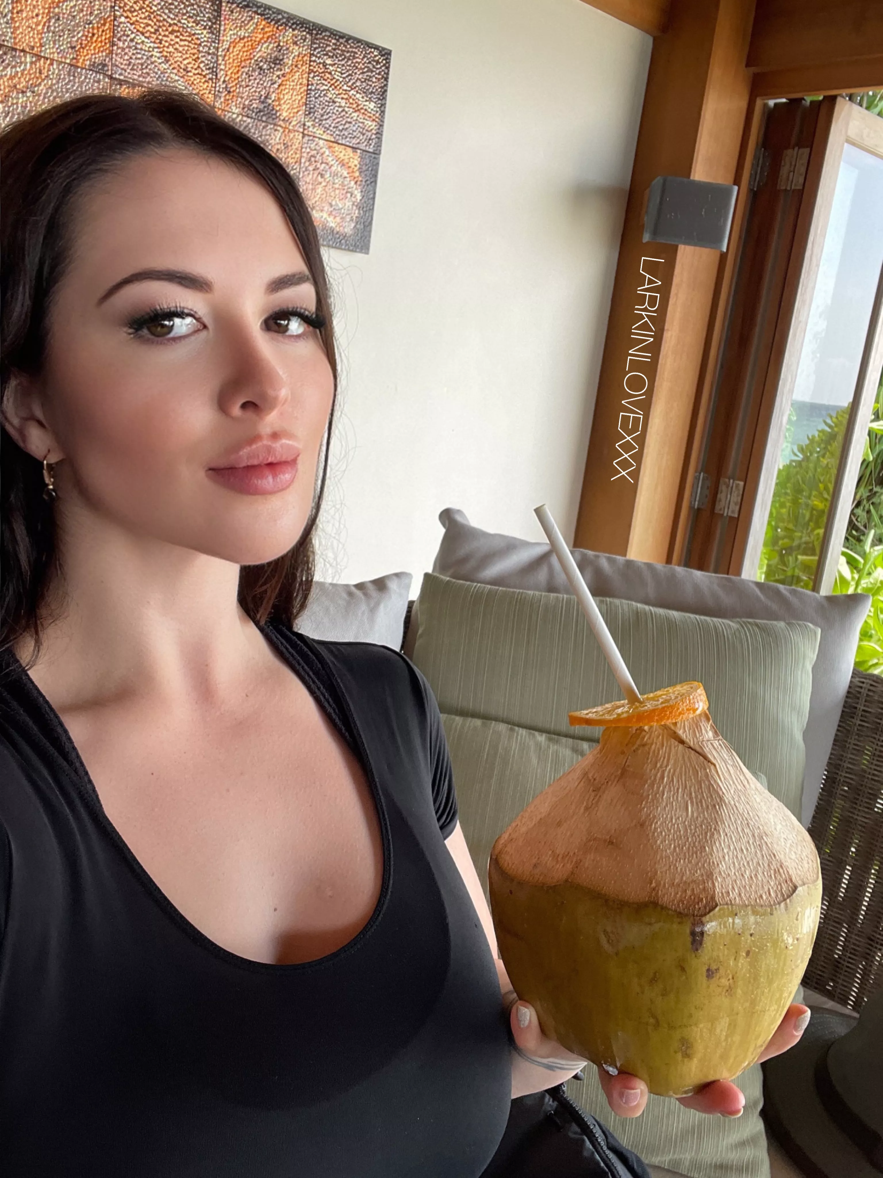 Do you like my coconuts? ðŸ¥¥ [OC]