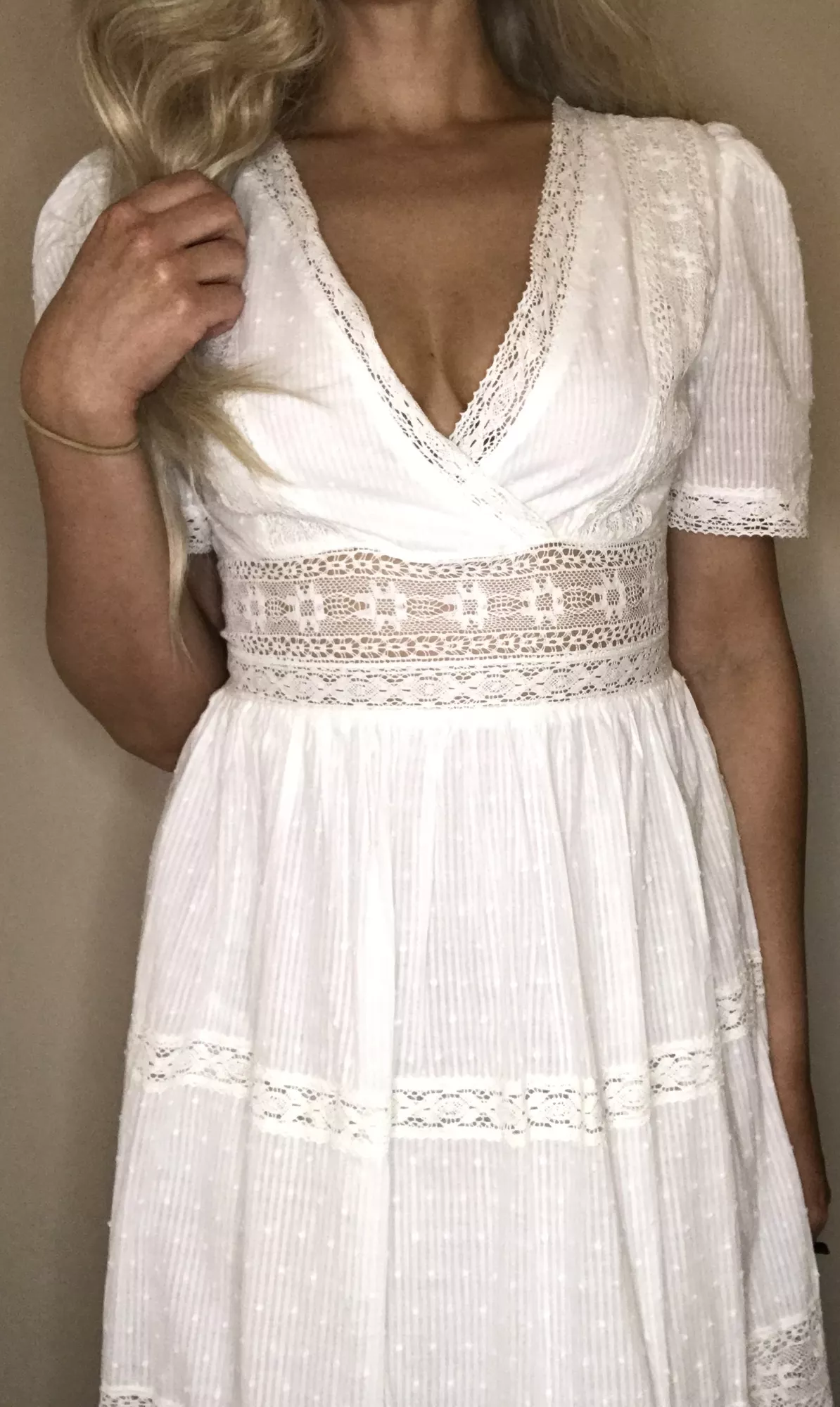 Do you like my white sundress?