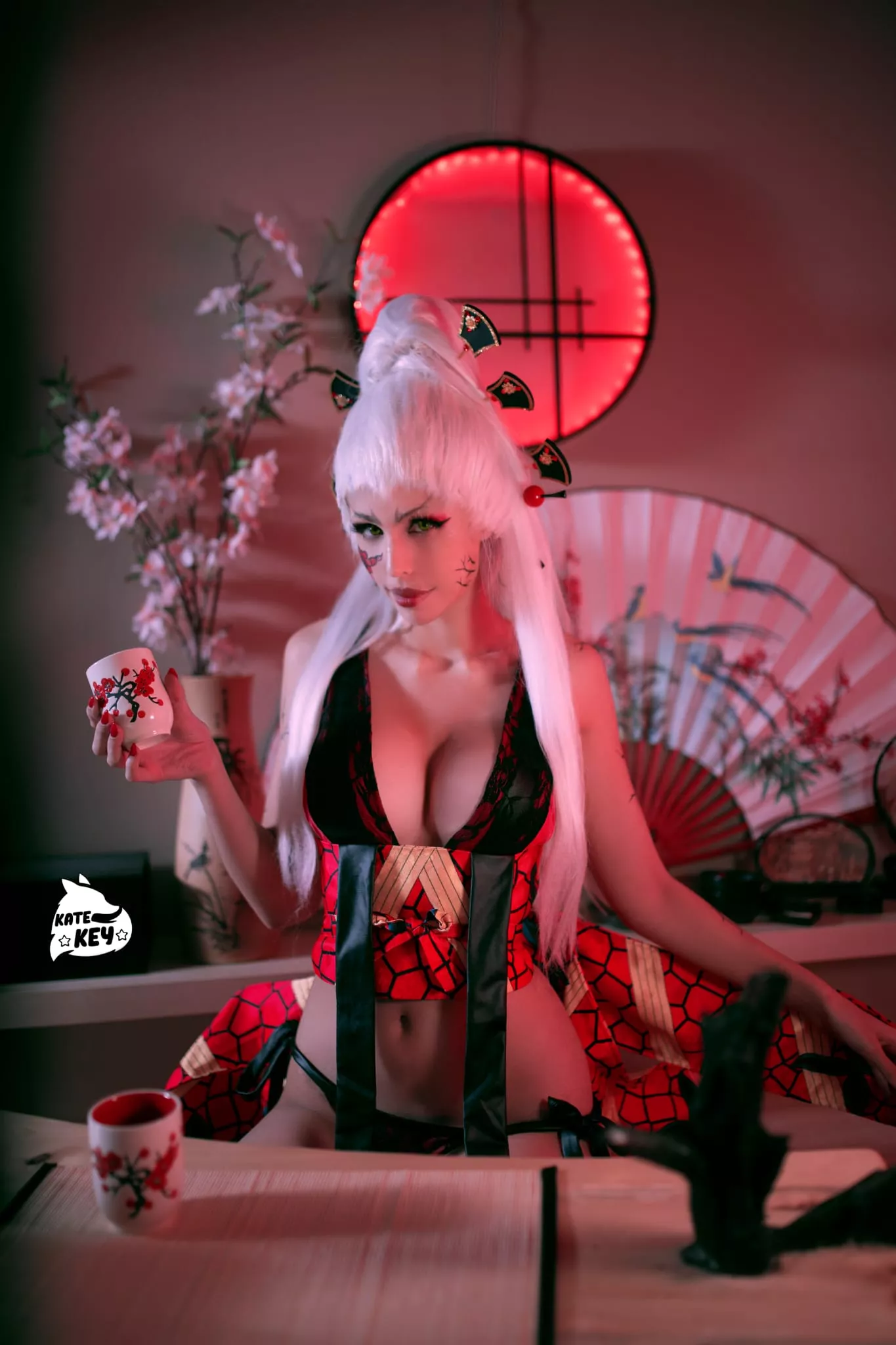 Do you like strong demons? DAKI cosplay from Kimetsu no Yaiba by Kate Key