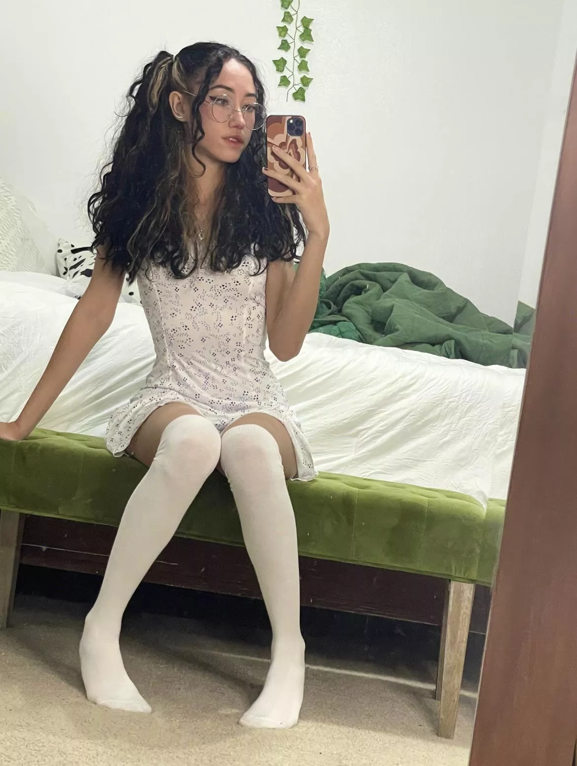 do you like thighhighs & glasses?