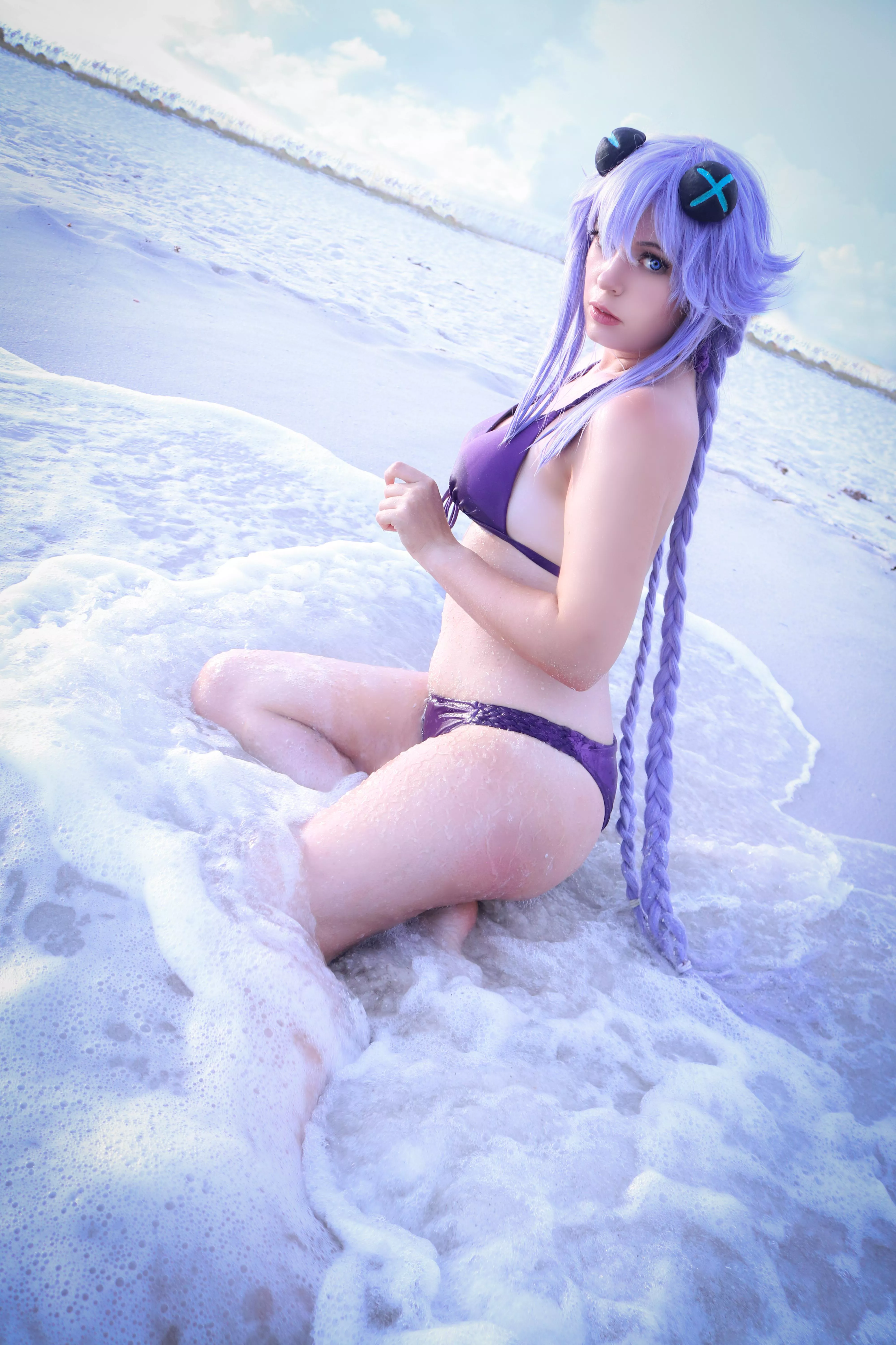 Do you wanna relax with Purple Heart? (By Lysande)