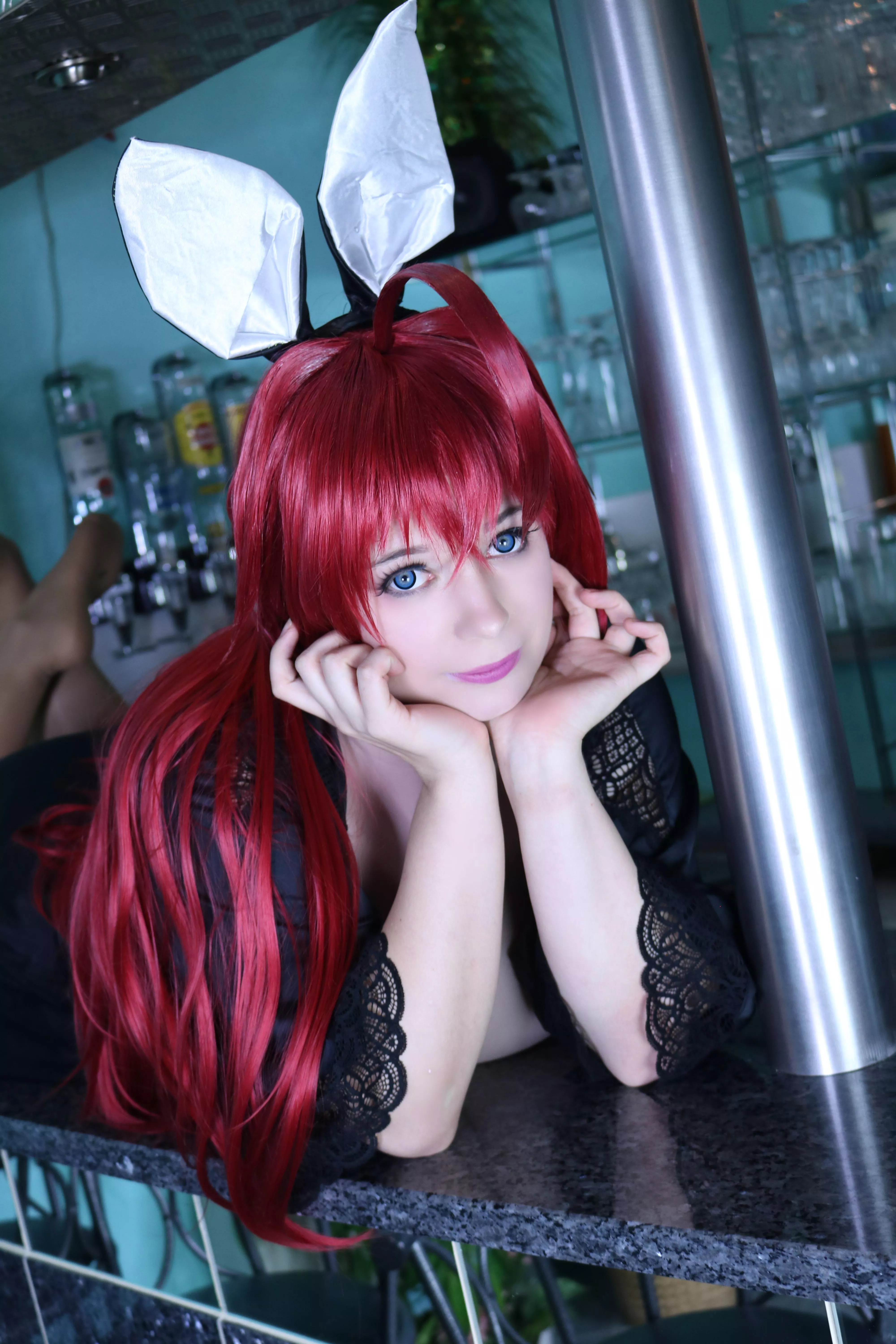 Do you want to relax with Rias after a long day? (By Lysande)