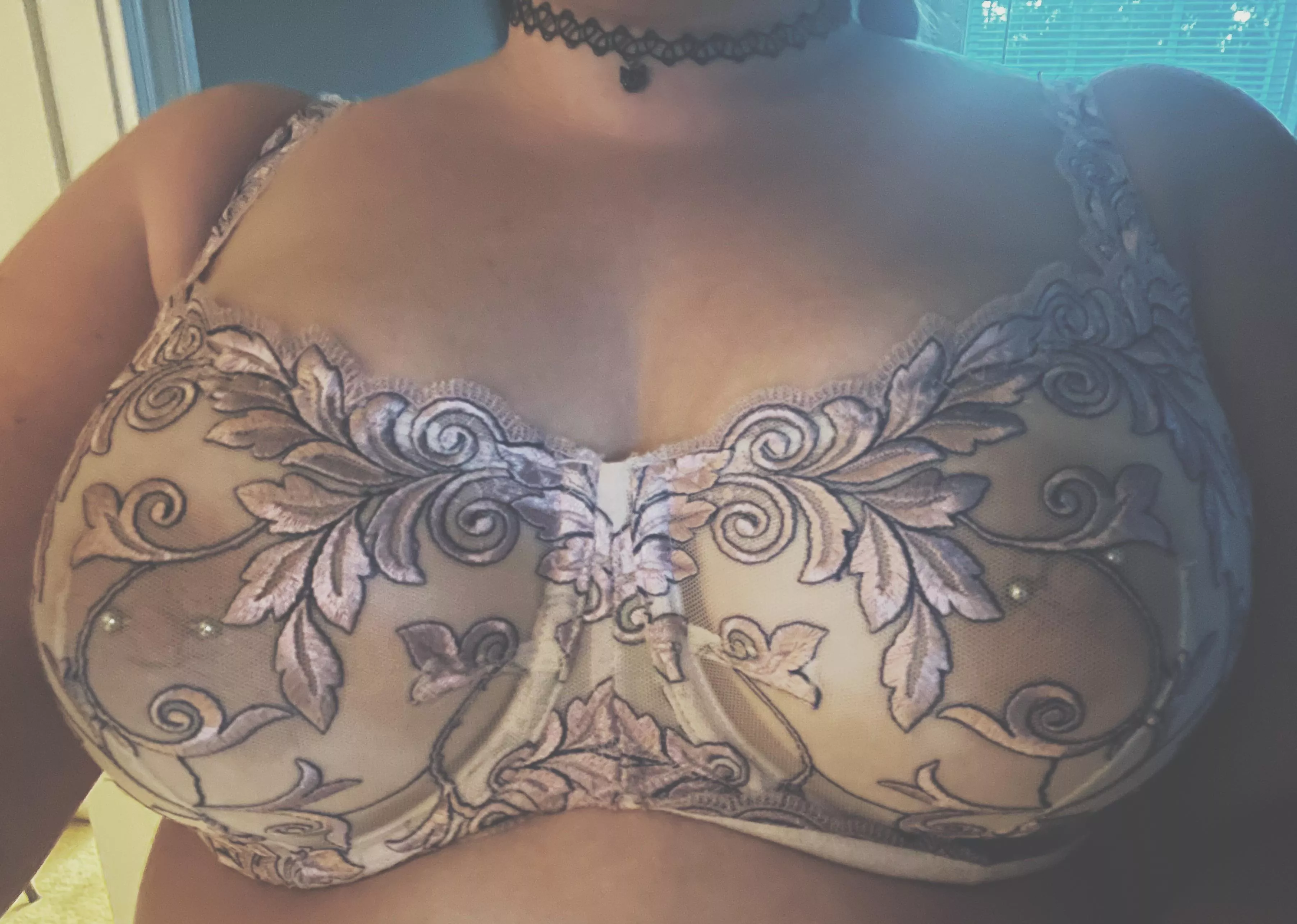 Does anyone else love lacy bras?