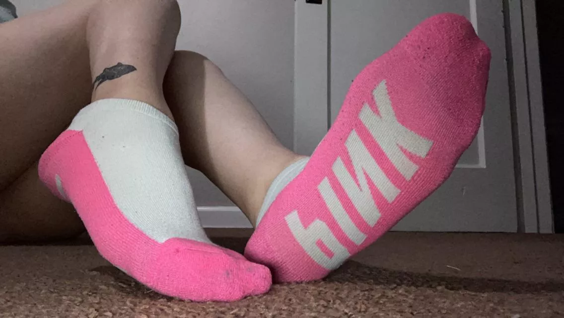 Does anyone want a pair of my socks? Will wear to perfection. ðŸ’–