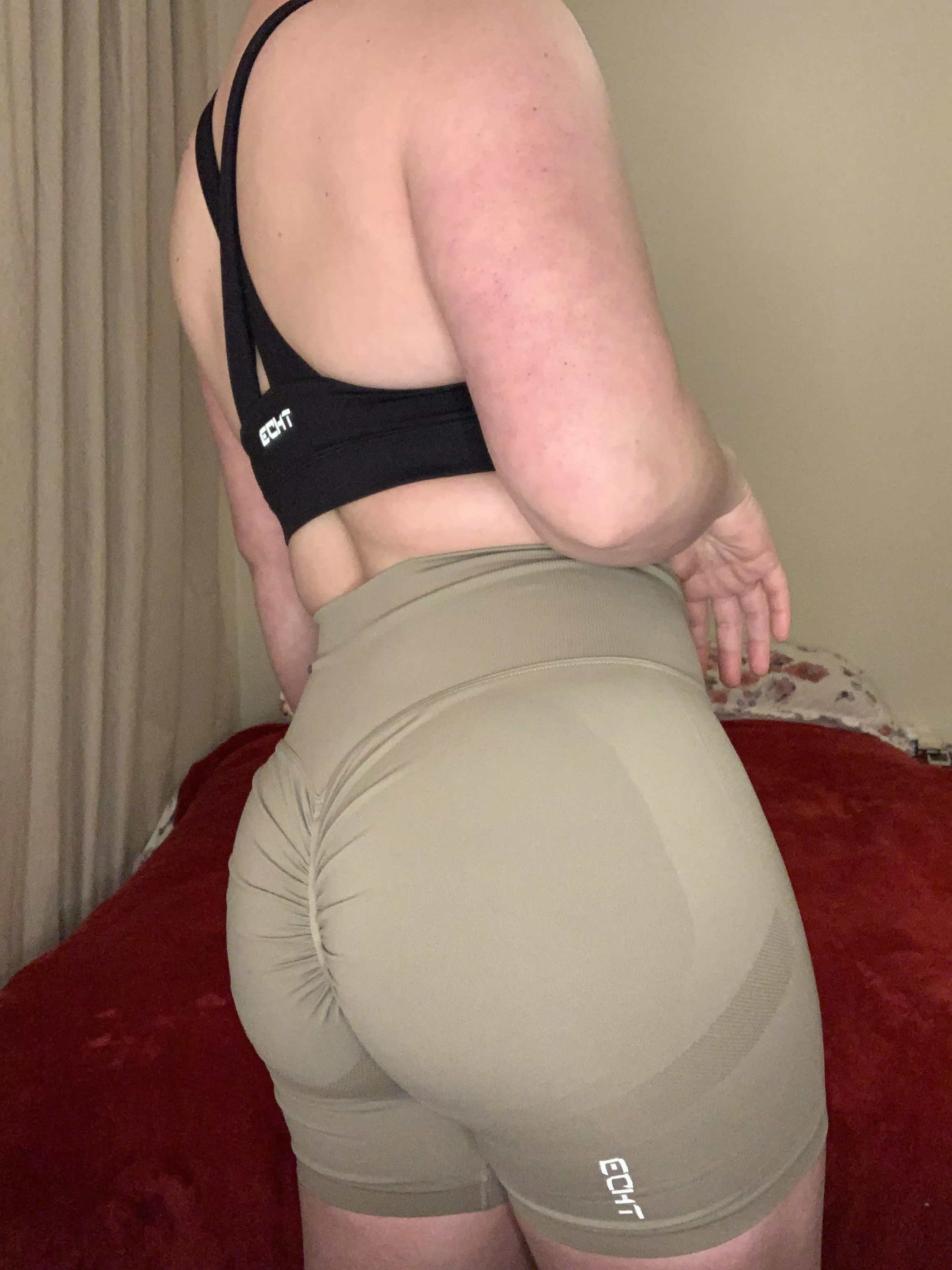 Does my ass look good here?