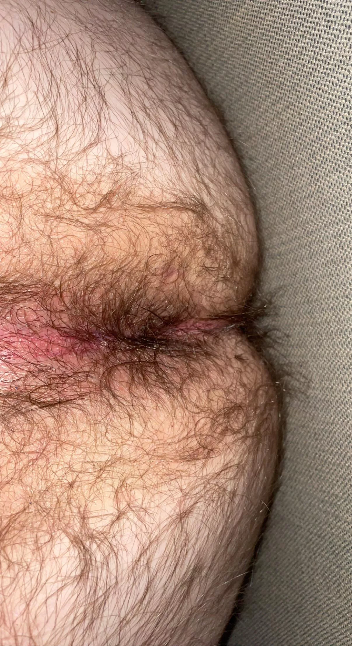 Does my hairy hole count for hump day? ðŸ˜ (23m)