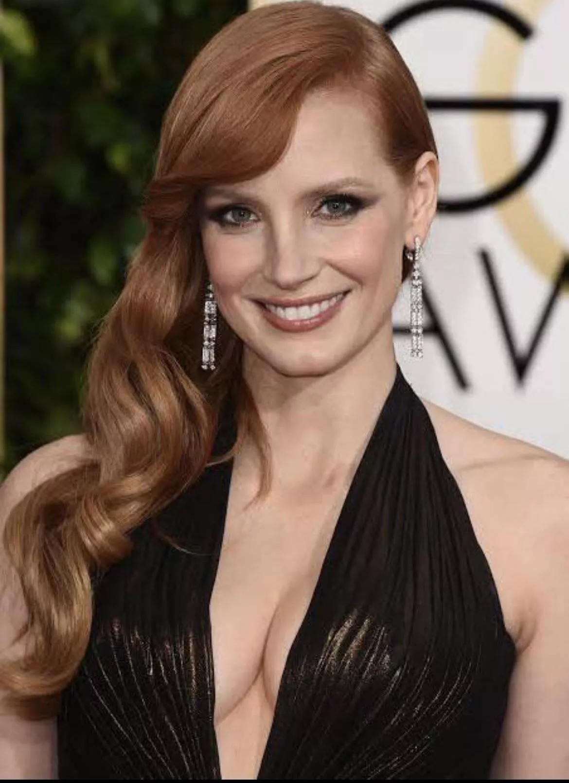 Dominate me as Jessica Chastain and make me beg you to cum