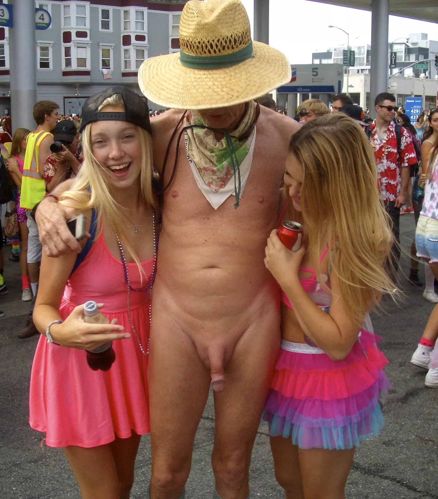 Don't forget! Bay to Breakers is just 25 days away!