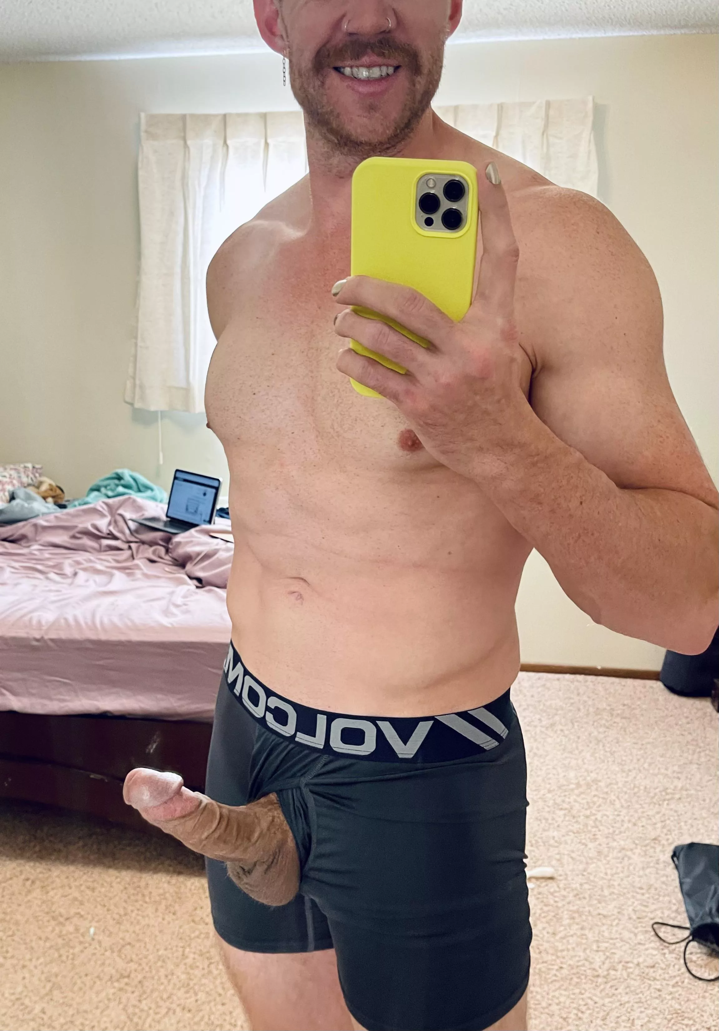 don’t let the s[m]ile fool you, i fucking hate the stupid flap on boxers