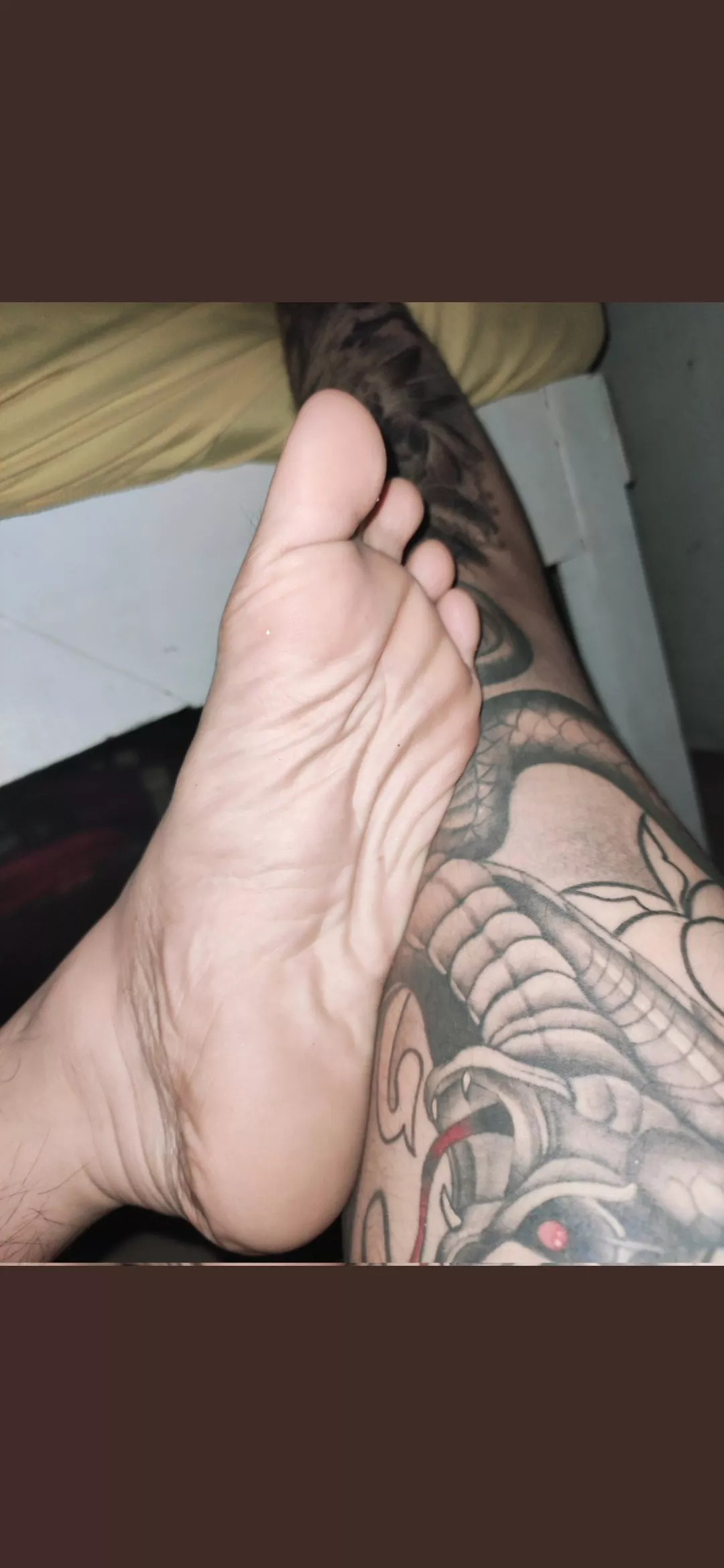 Don't mind the cobra. JUST SUCK MY FEETðŸ˜ˆ