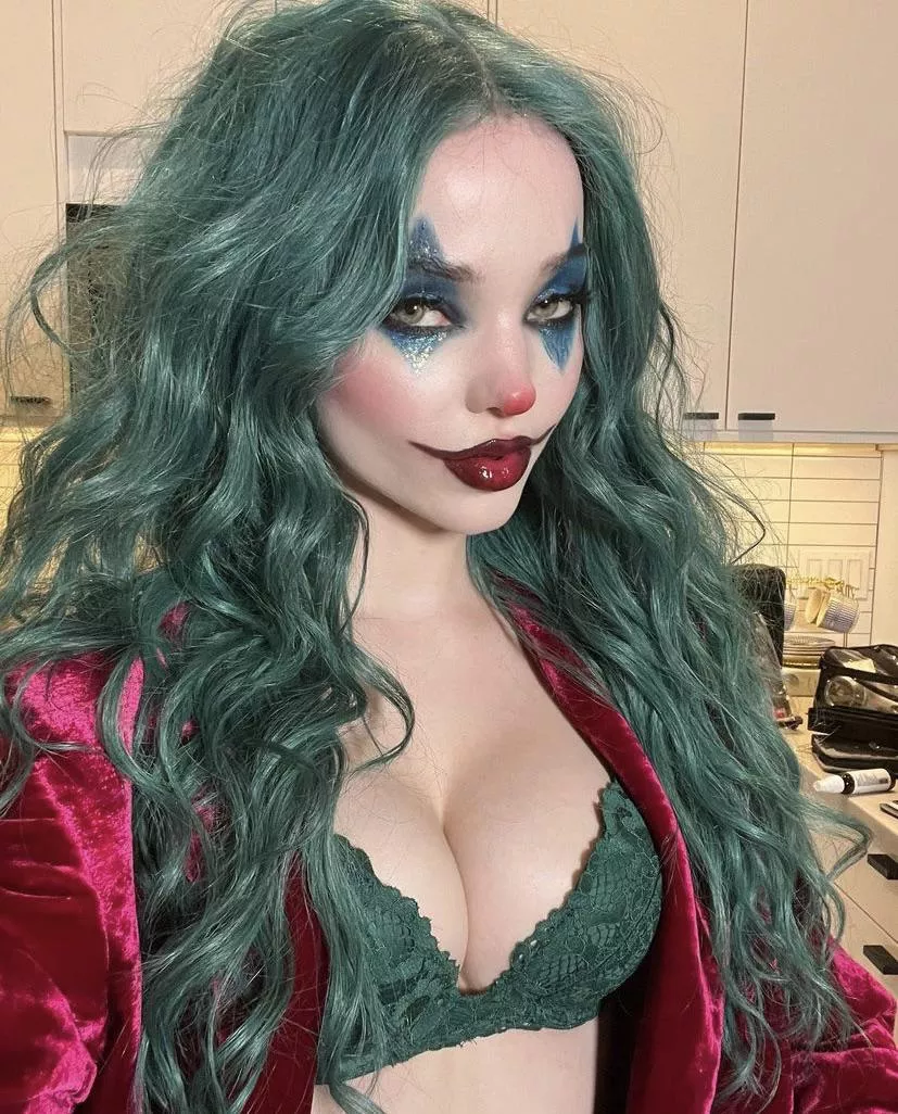 Dove as JokerðŸ¤¤