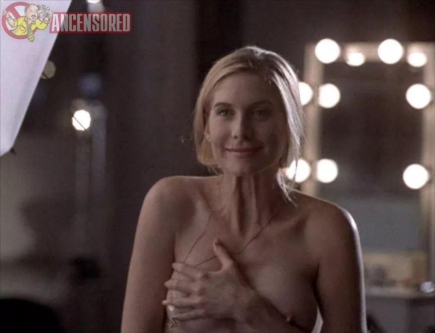 Elizabeth Mitchell (Principal Newman 