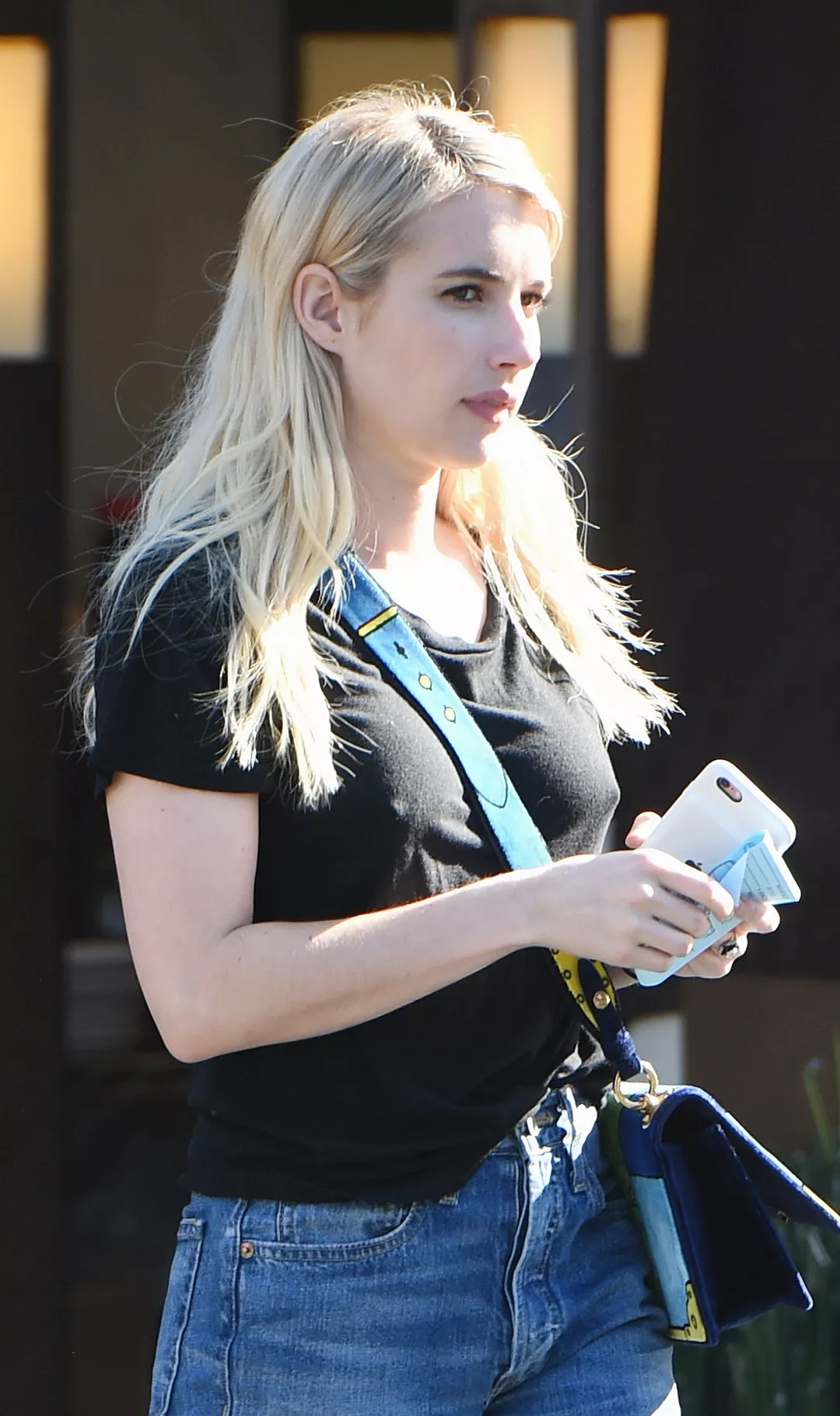 Emma Roberts Hard Nipples 🥵