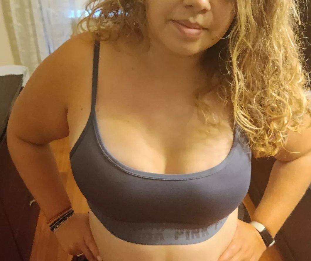 Even after breast cancer my tits look hot 🔥🥵. Smash or pass 🤔 [Image]