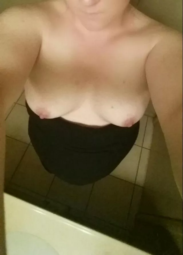 [F] 32 180 5'6