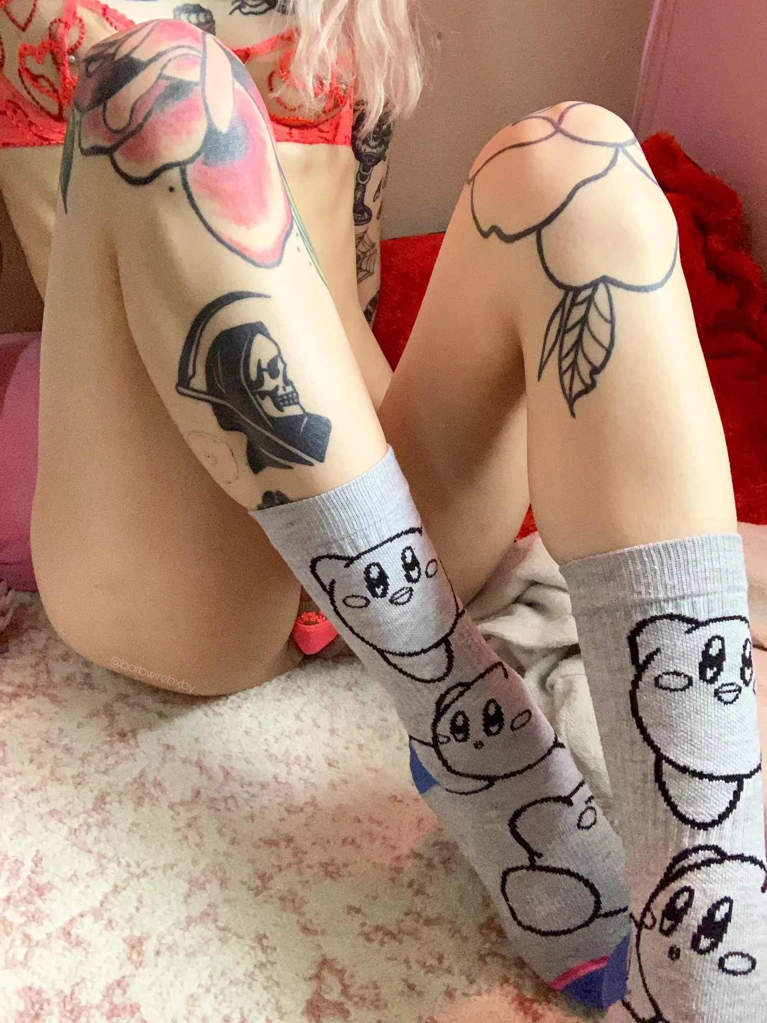 [F] i love collecting cute socks 🥰