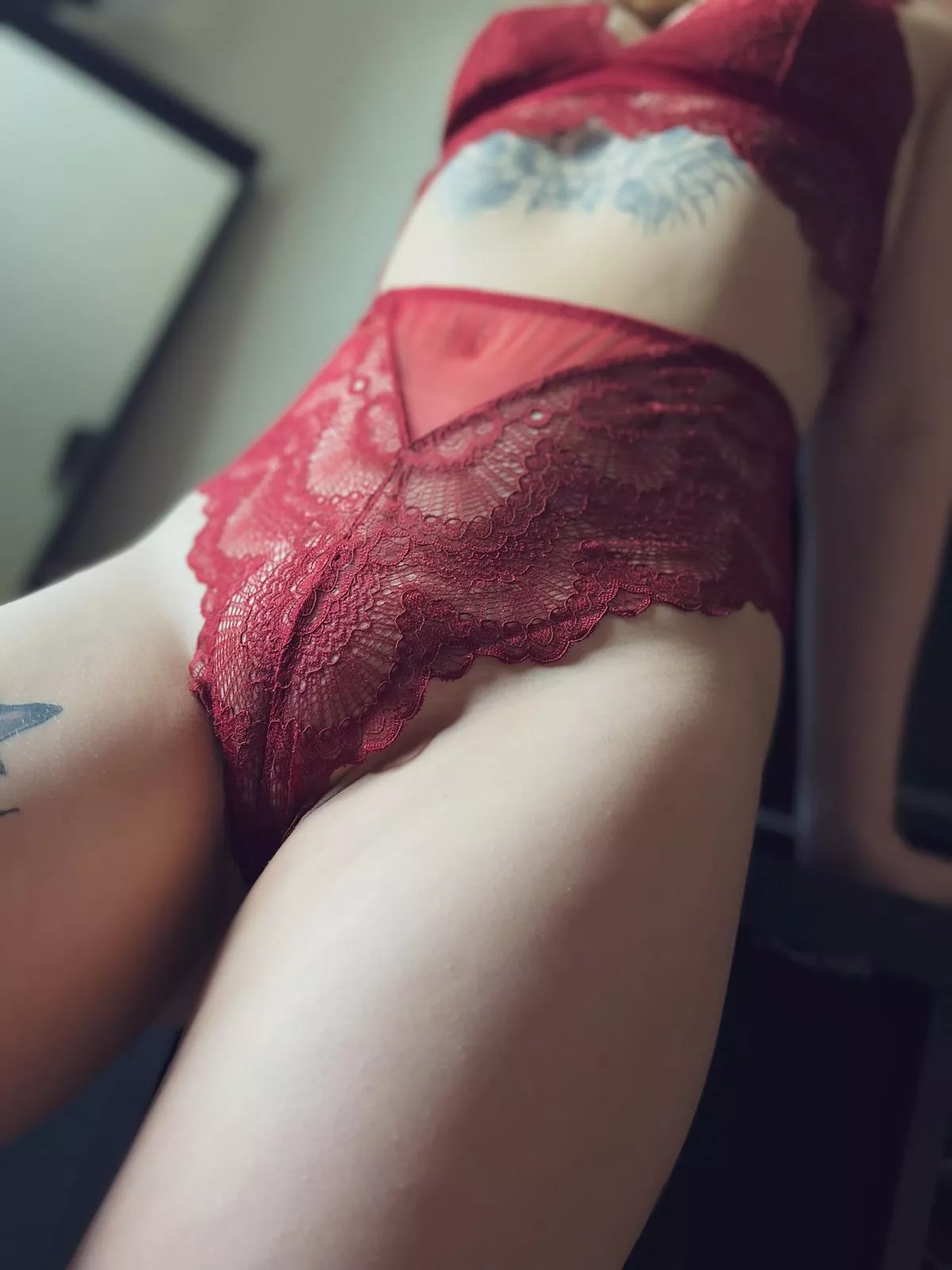 [f] I think lace underwear just looks so damn good, wouldnt you agree?