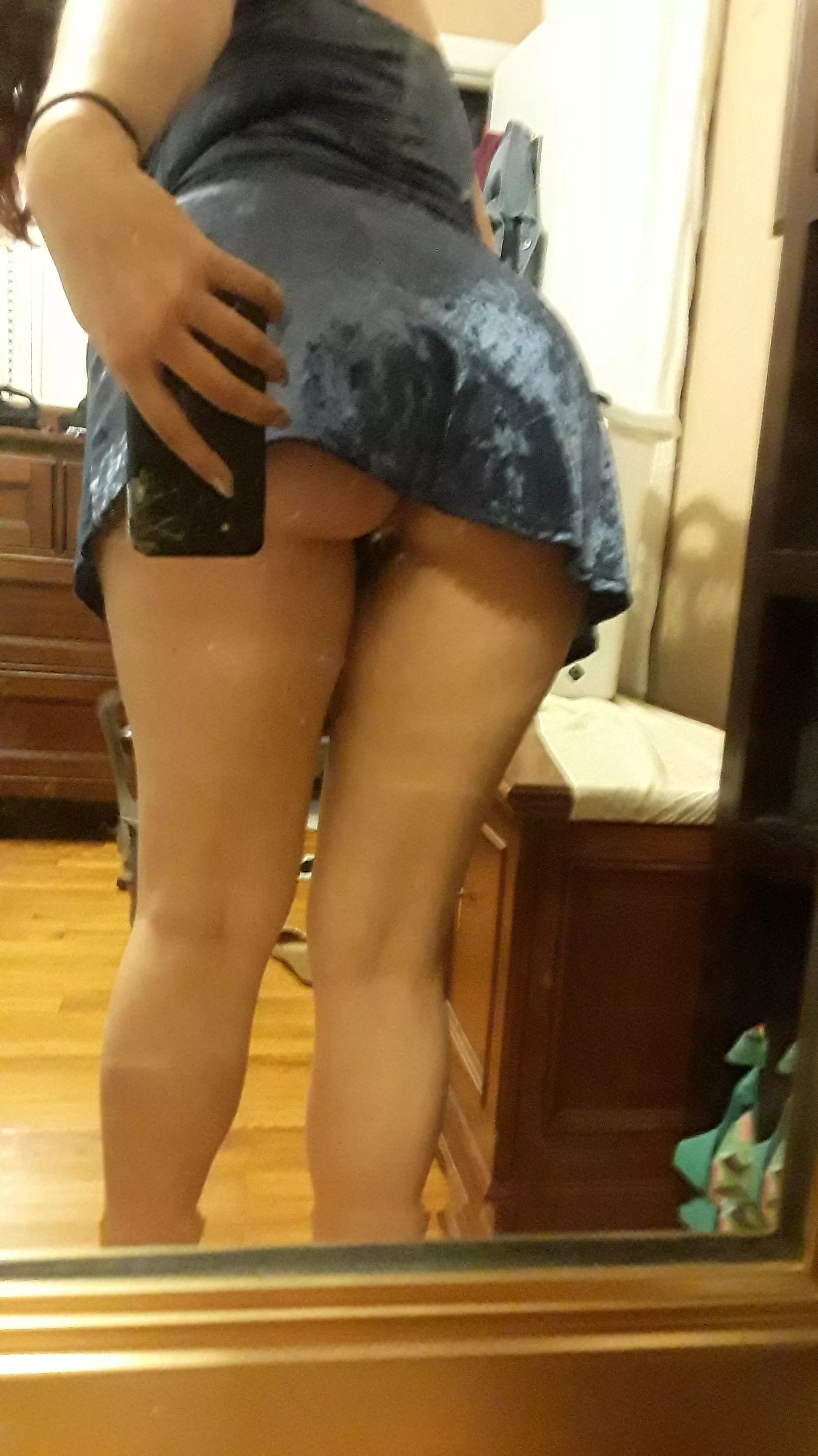 [F] is my dress too short ?