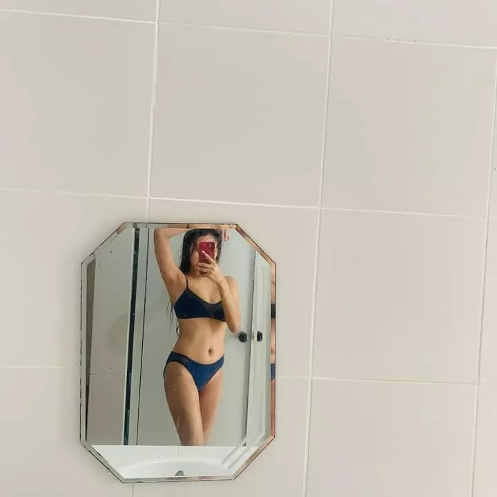 [f] Mirror shot 👌