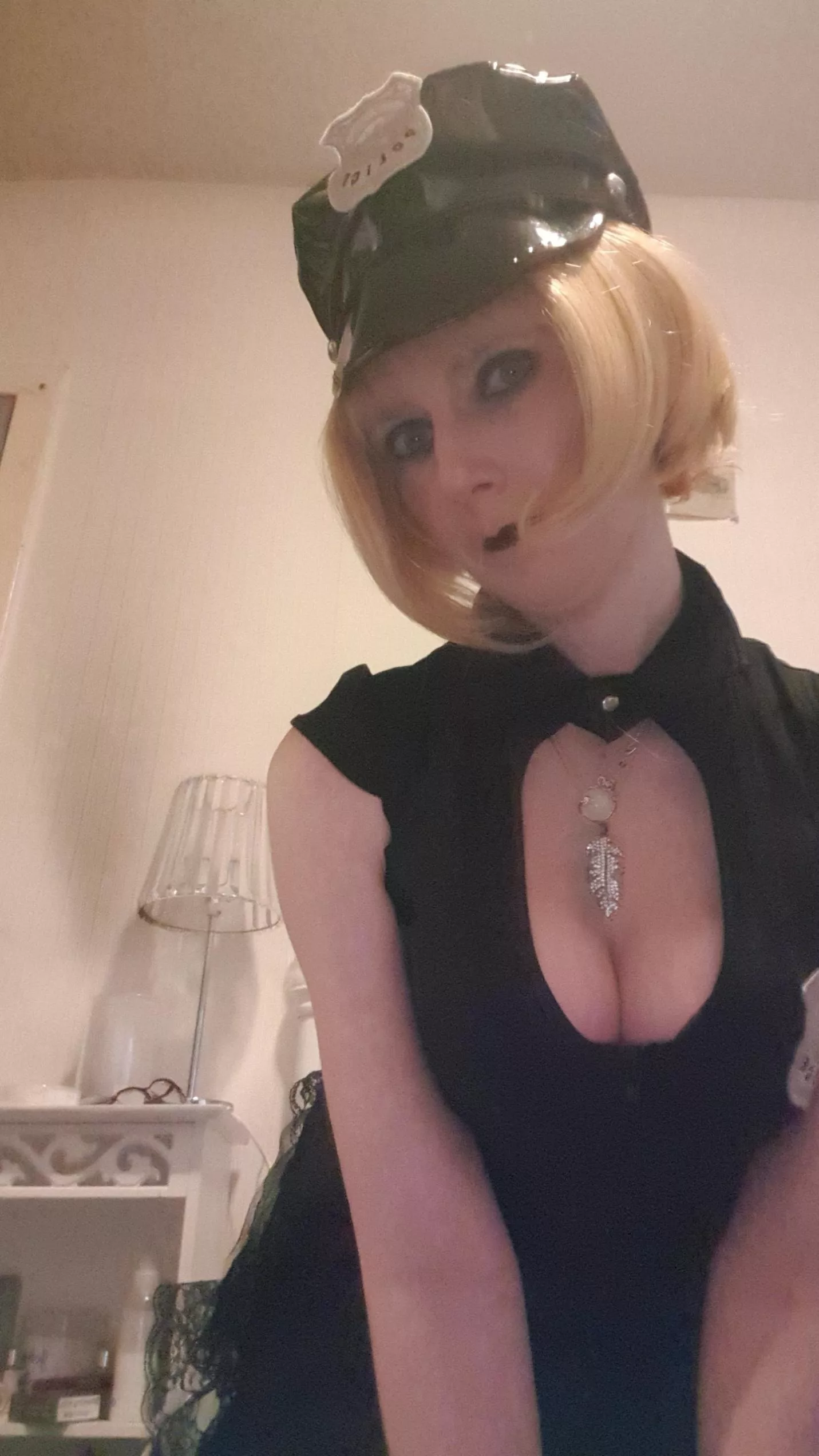 [F] naughty cop mood today