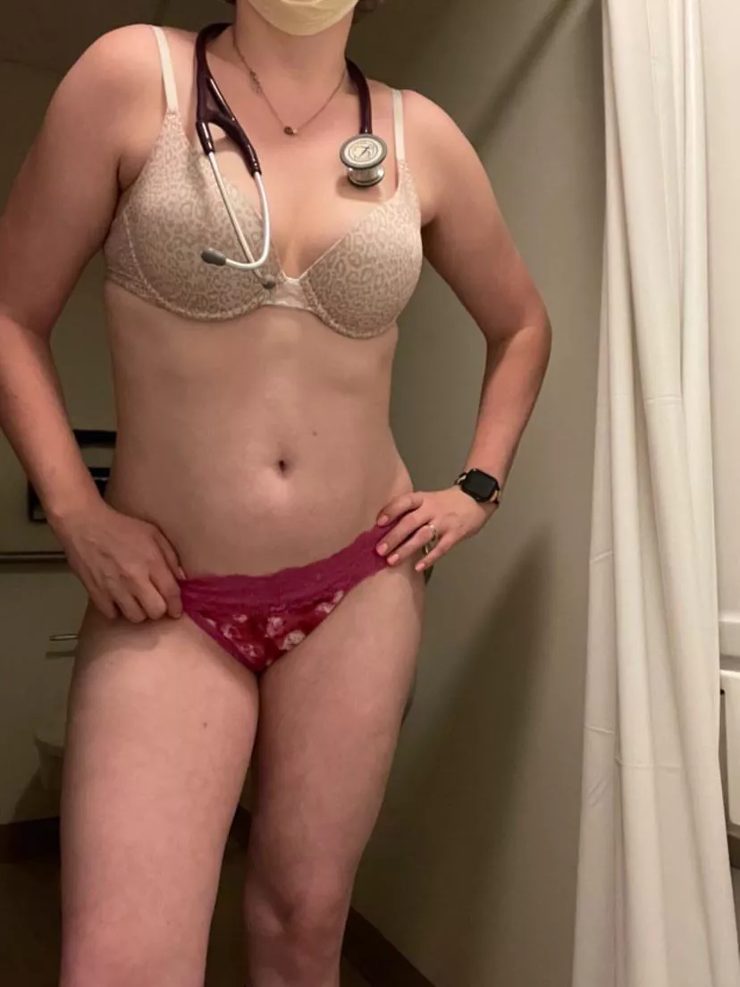 [f] nurse practitioner mom of two 30