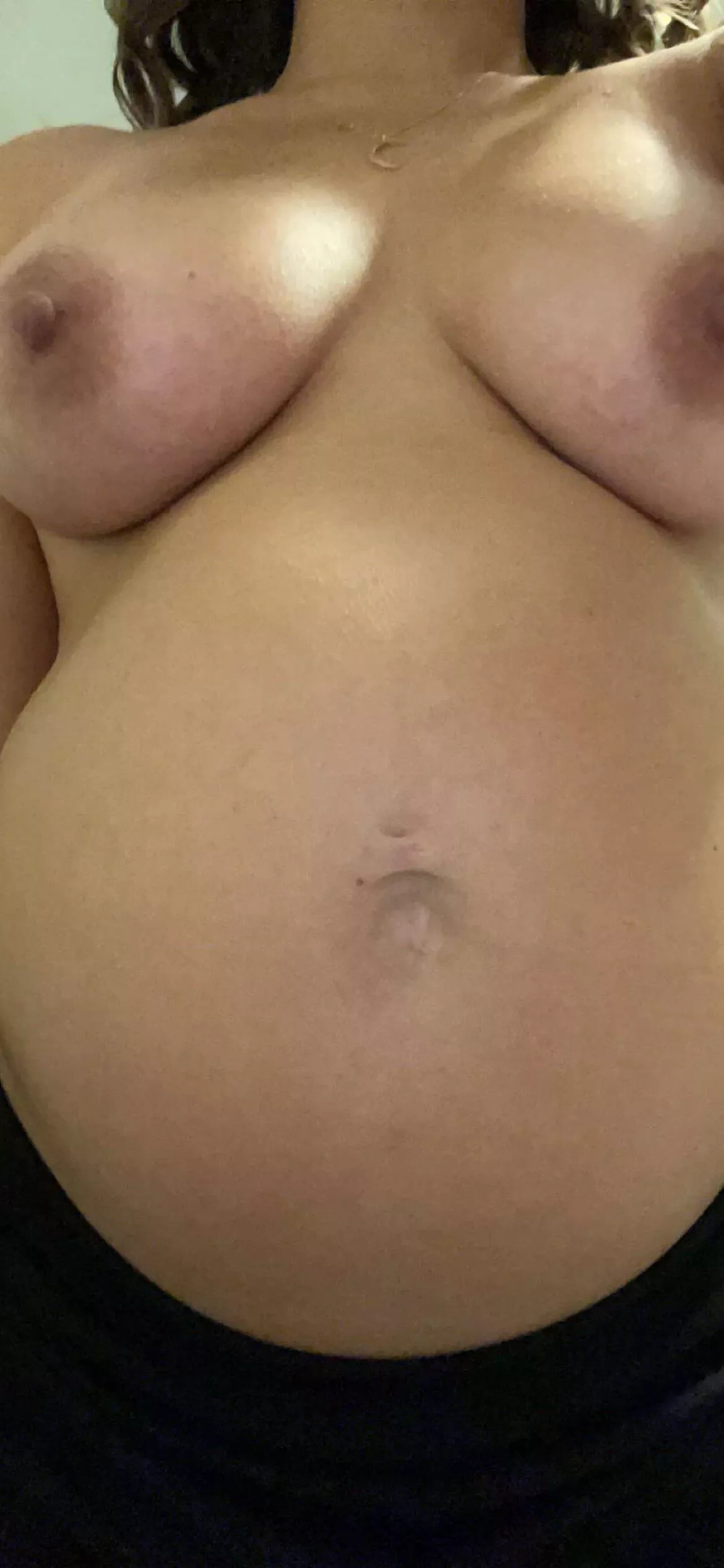 [f] swollen preggo titties