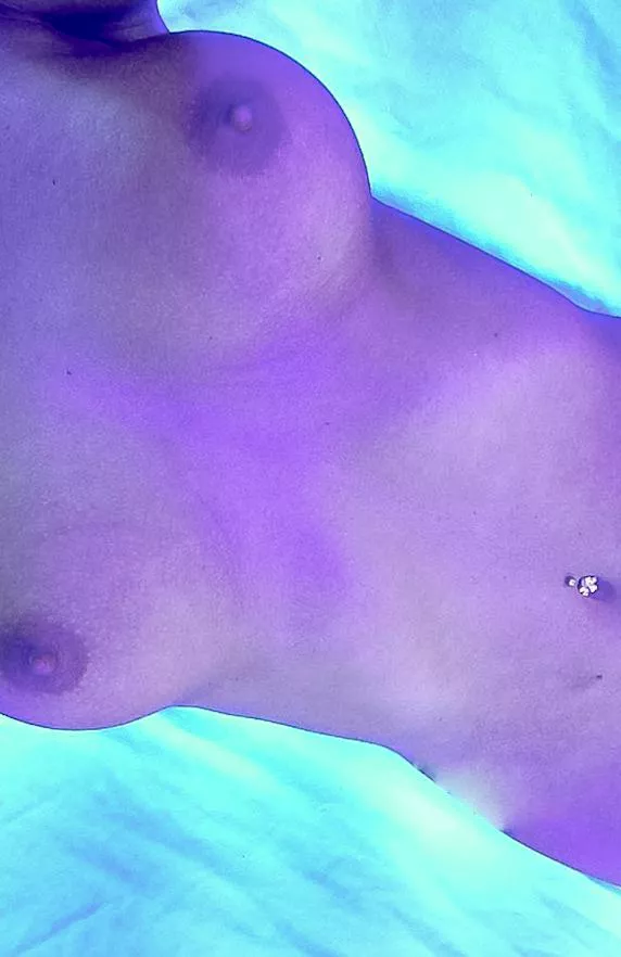 (f) tanning