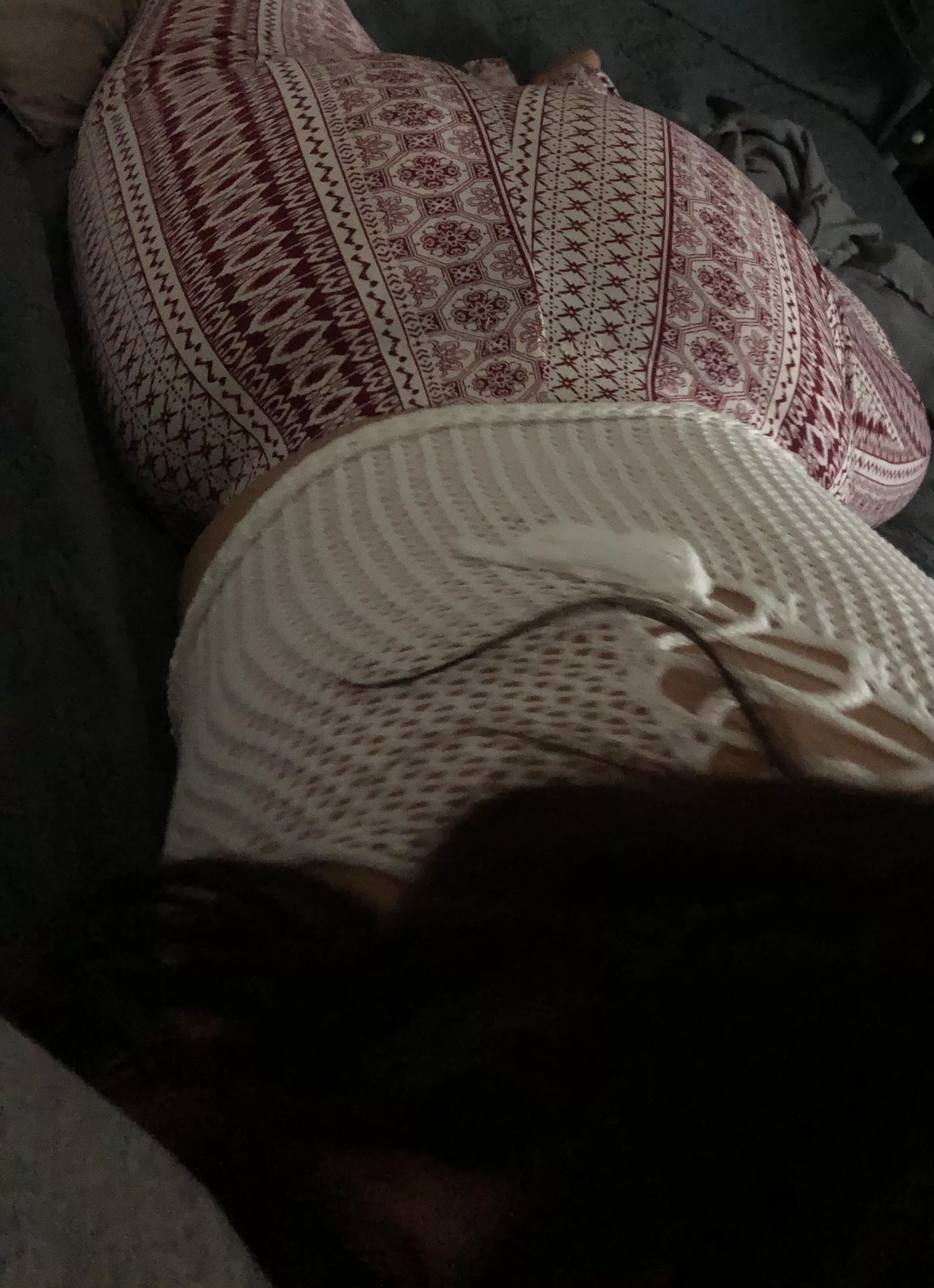 [F23] short thicc busty latina 170lbs DDD message me with your interest!