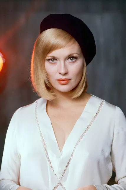 Faye Dunaway, publicity for Bonnie and Clyde, 1967